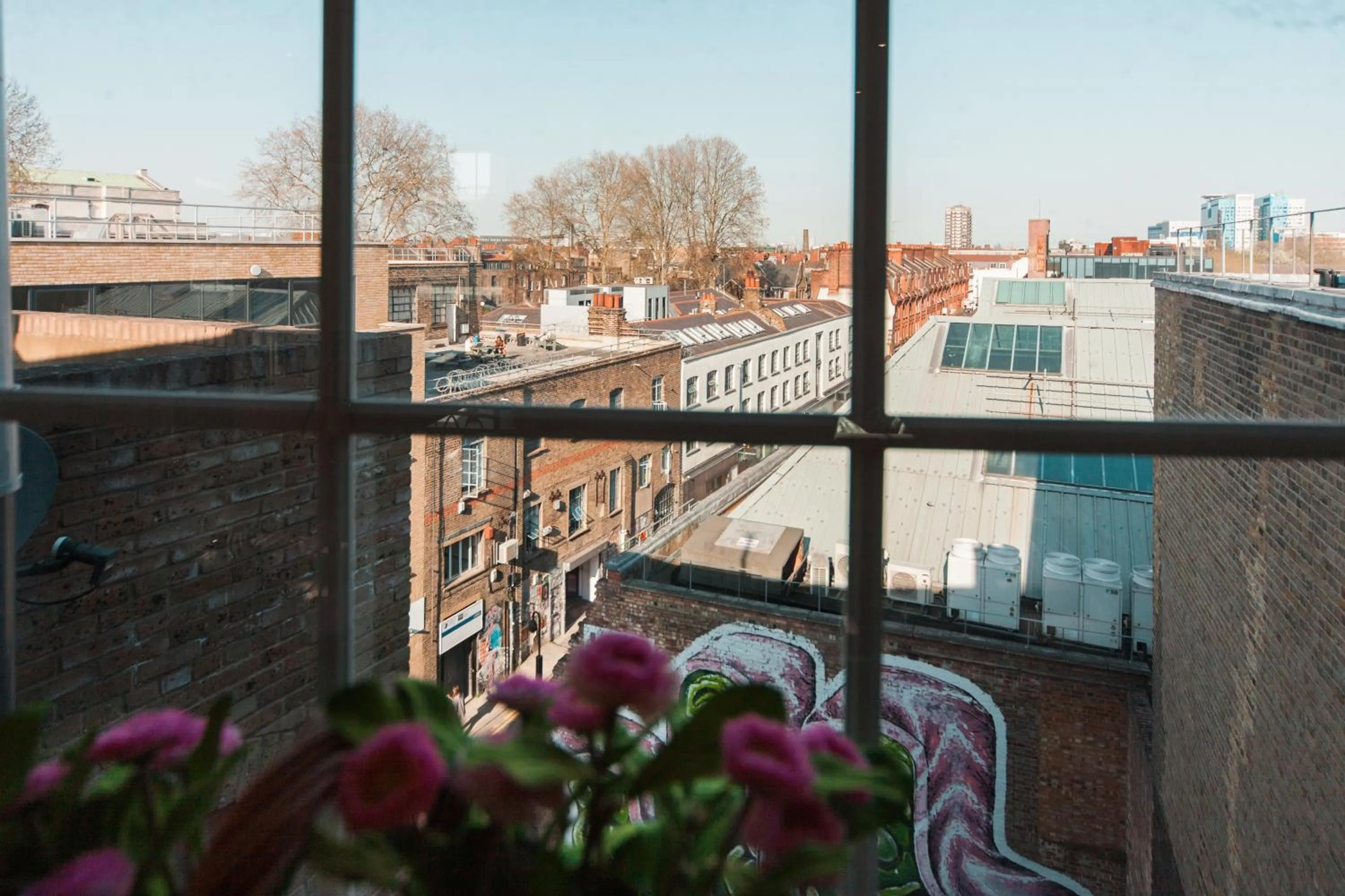 Private en-suite Room @ Liverpool street, Brick Ln