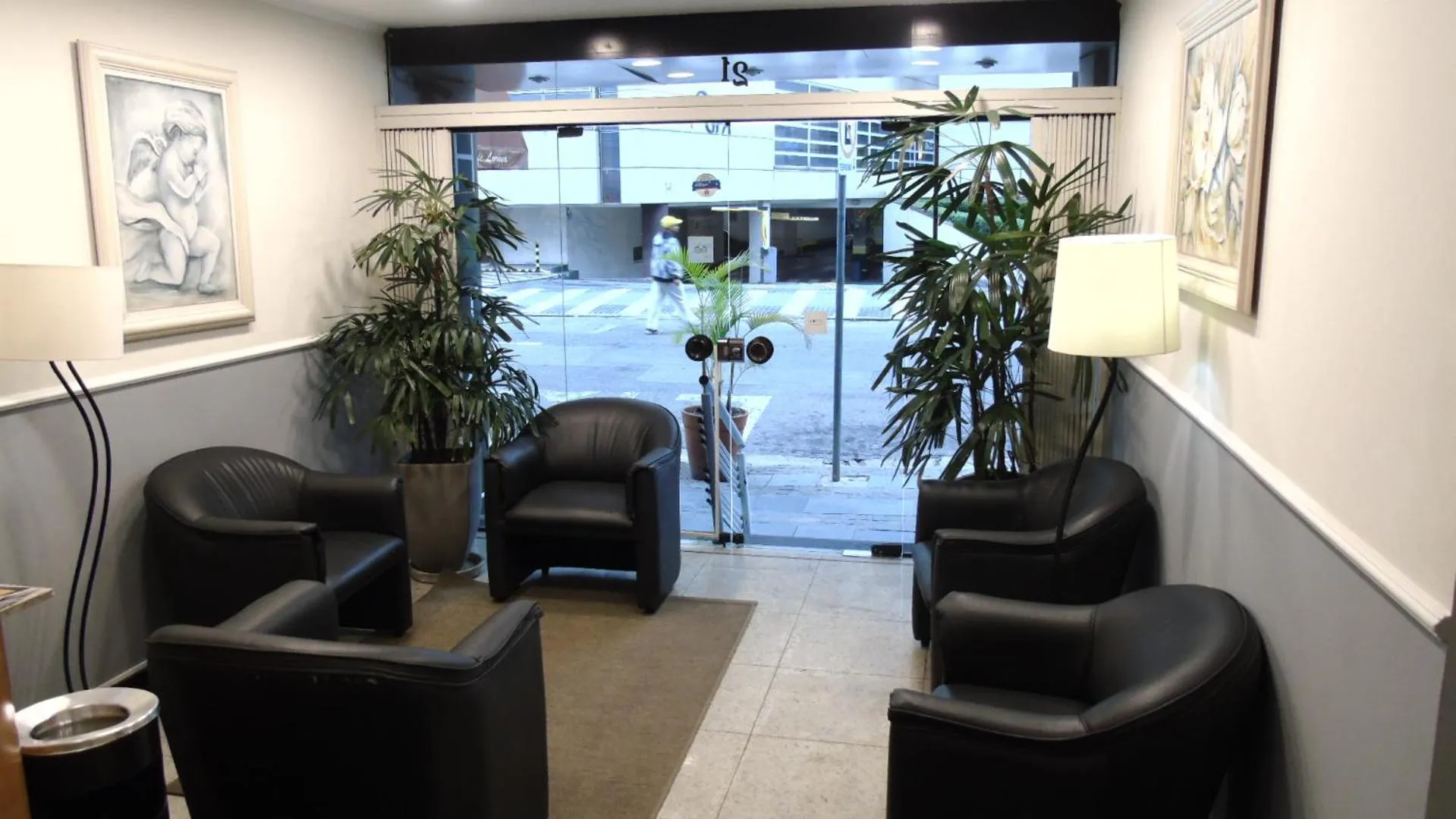 Paulista Garden Hotel