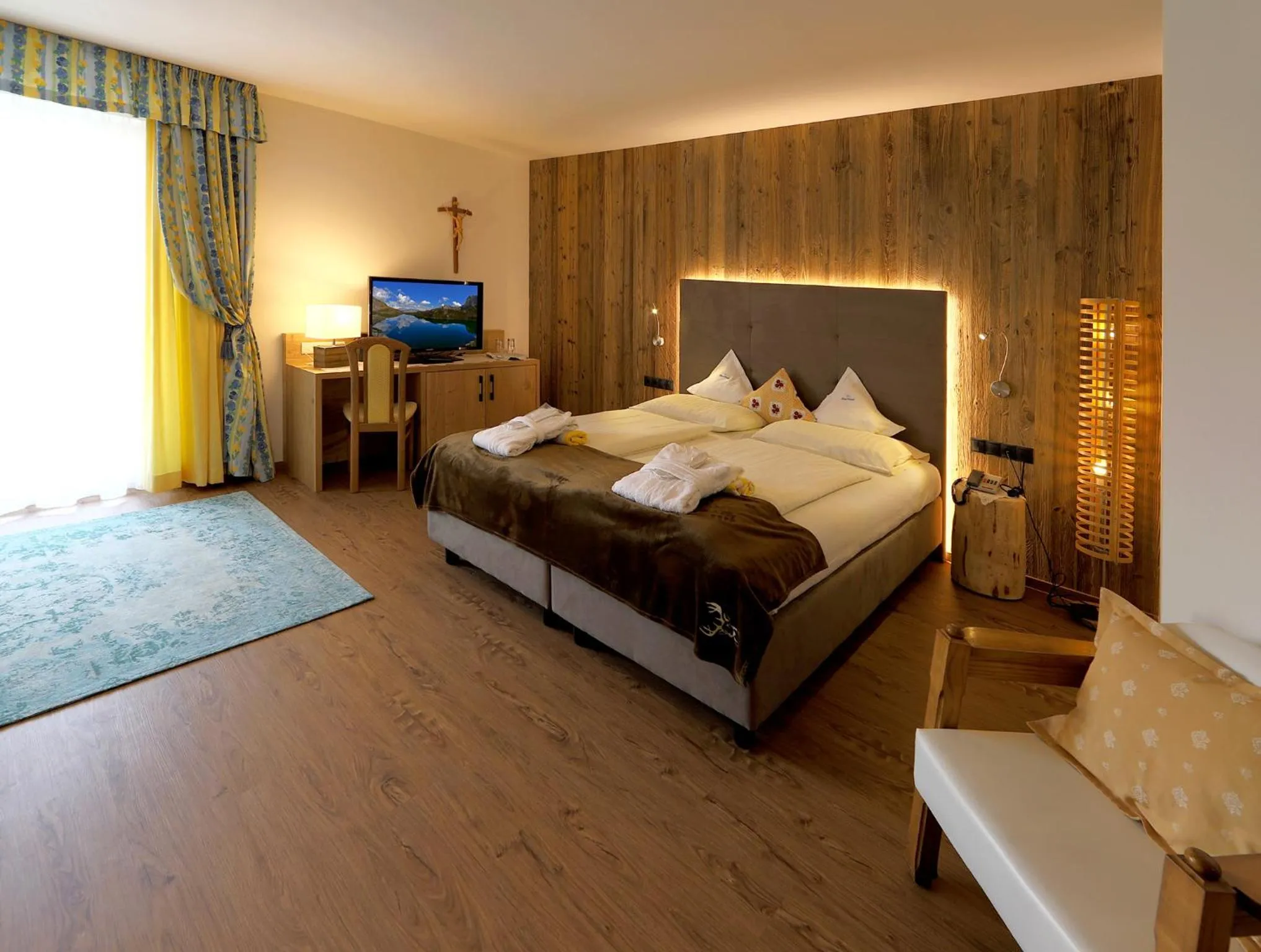 Photo of the whole room, Bed in Hotel Kristall