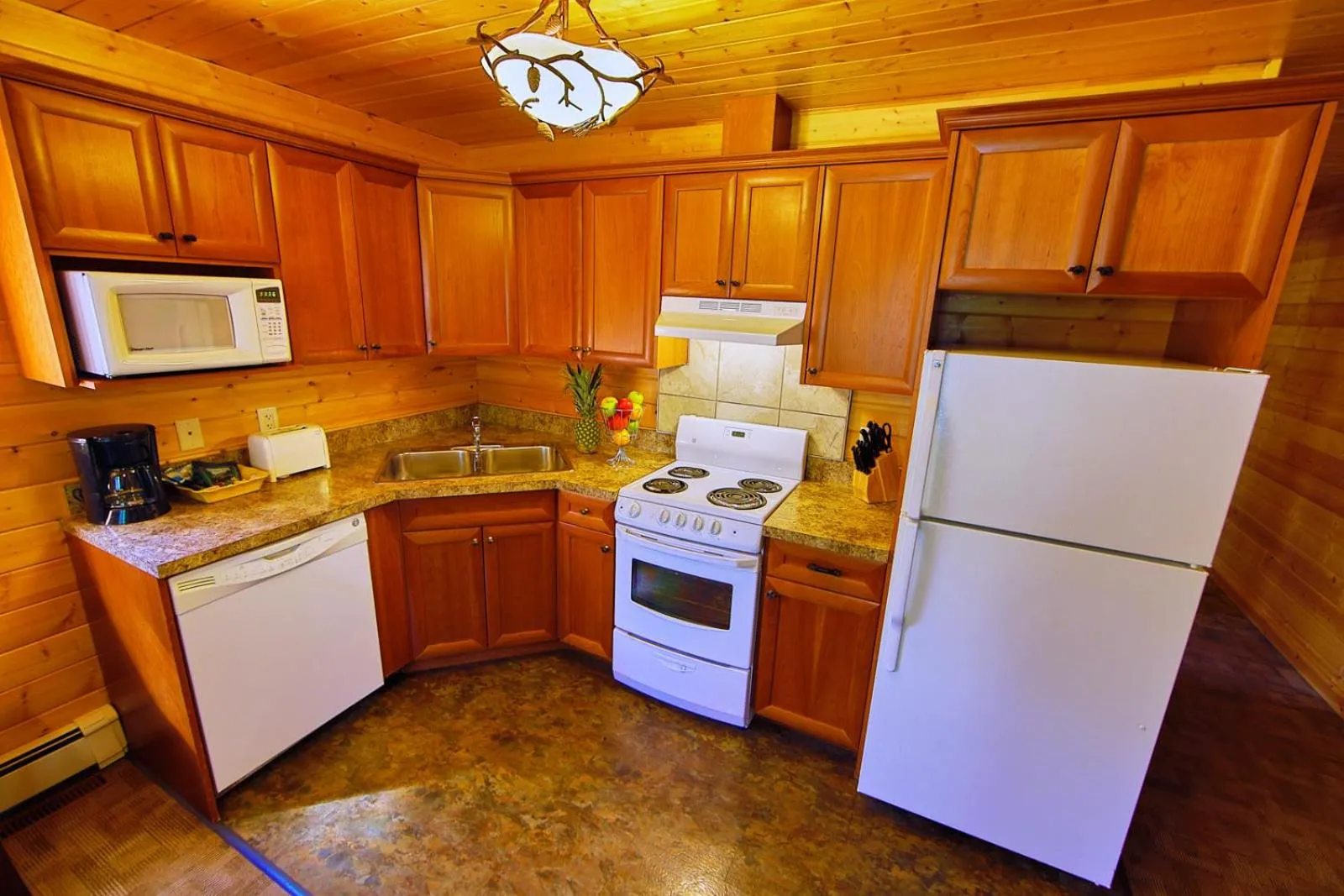 Coffee/tea facilities in Castle Mountain Chalets