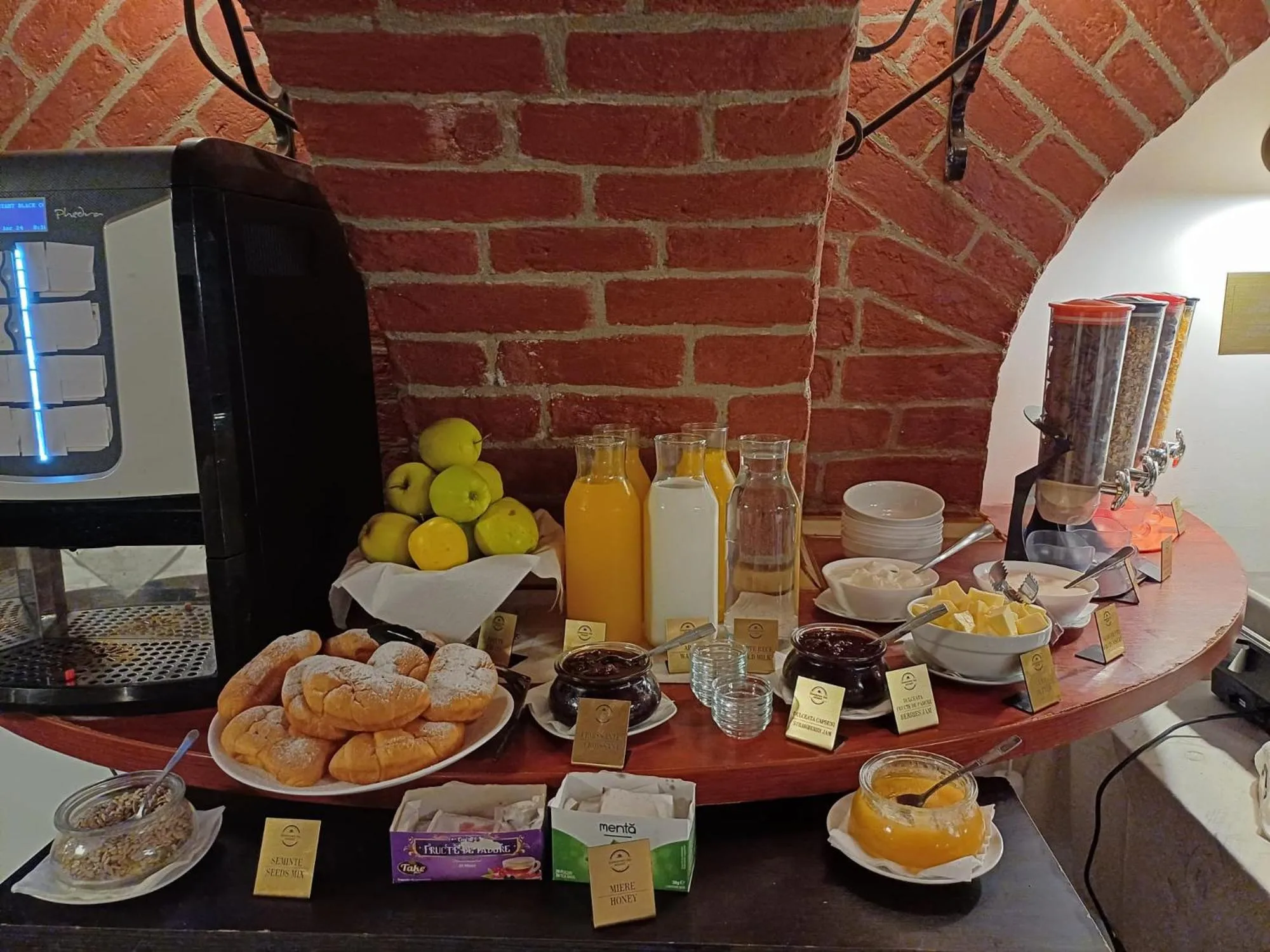 Bucharest Downtown Inn