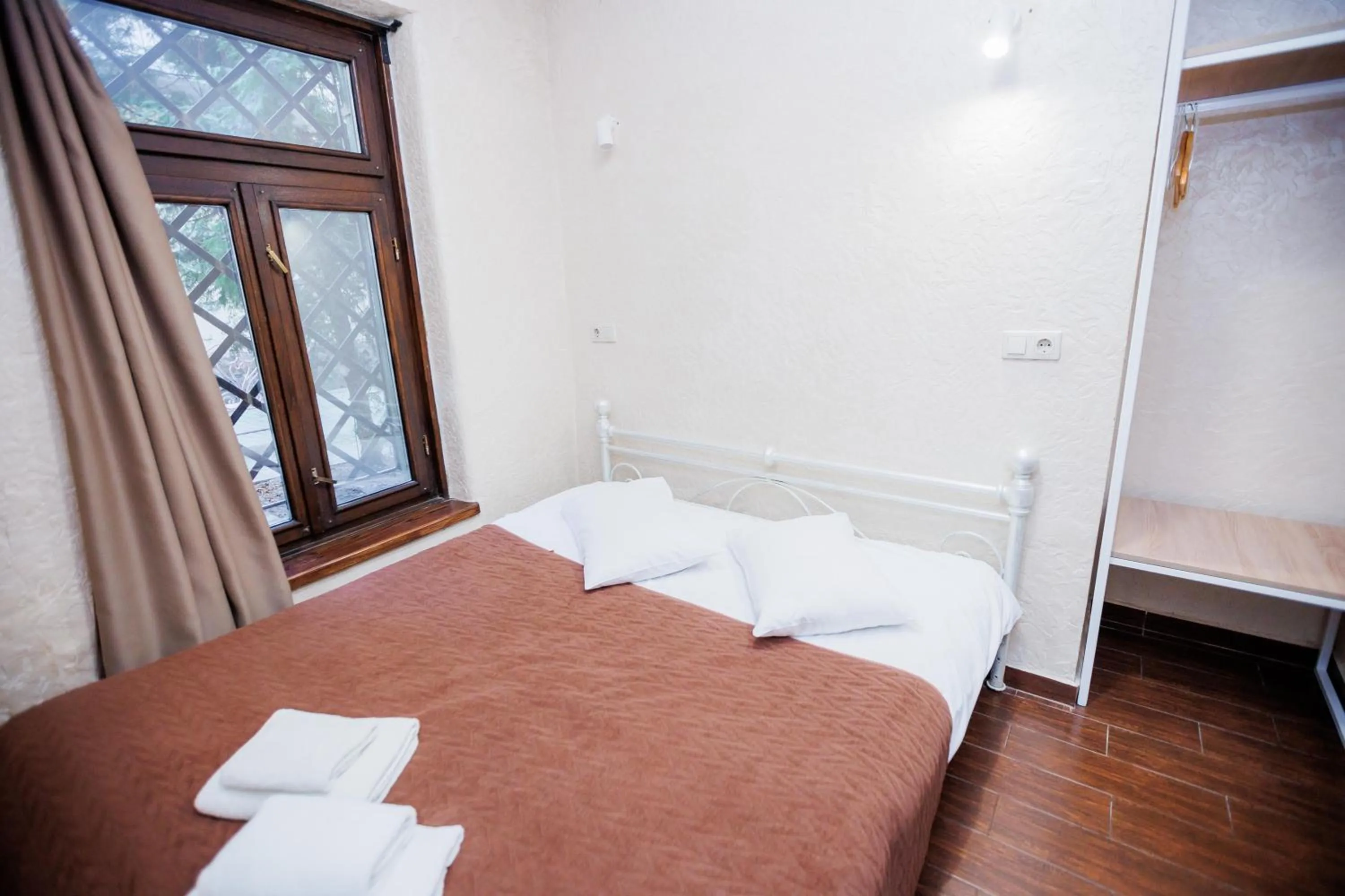 Bed in Staryi Krakiv