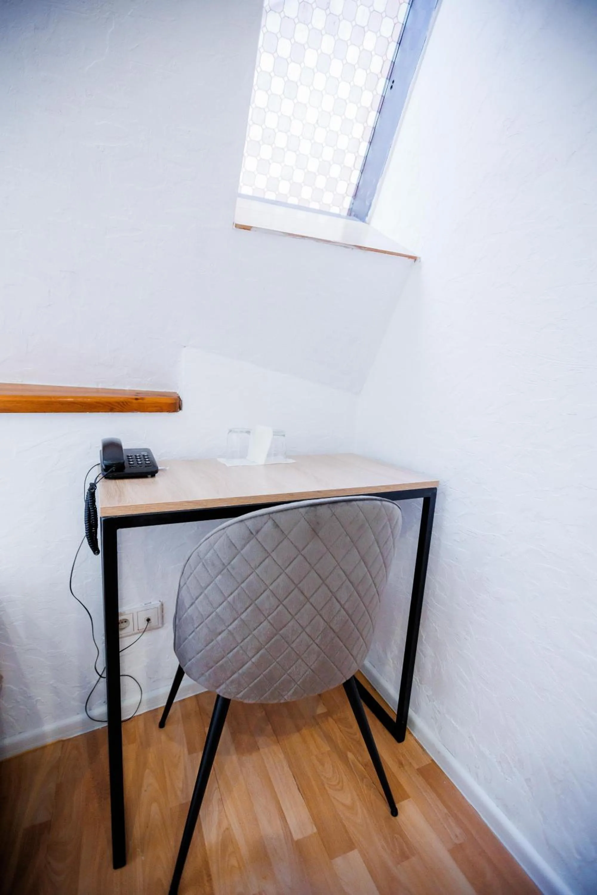 hair dresser in Staryi Krakiv