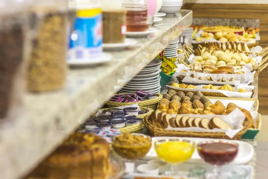 Restaurant/places to eat in Hotel Camburi Praia