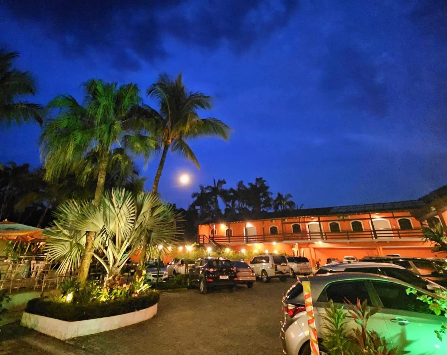 Hotel Camburi Praia