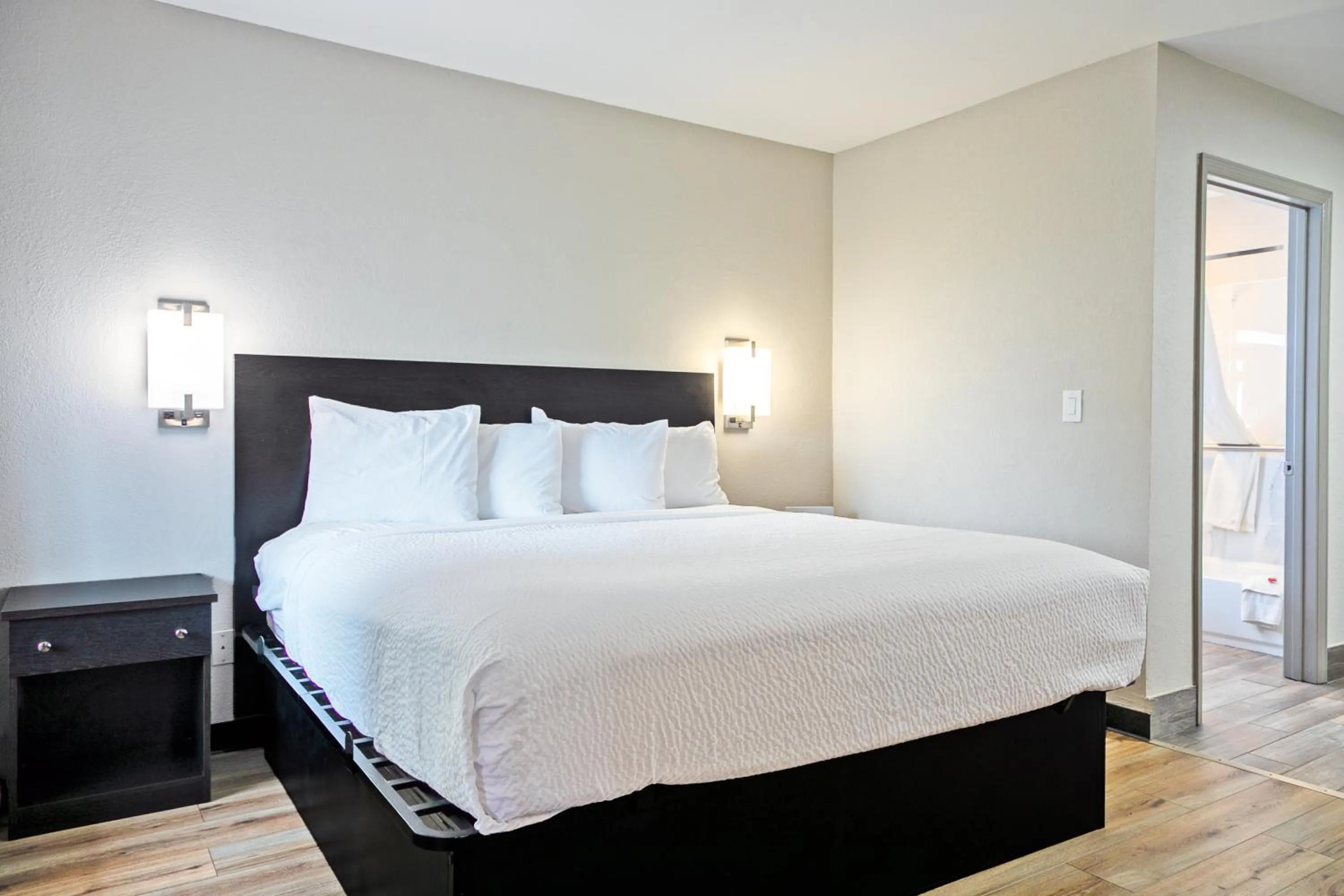 Bed in Days Inn by Wyndham Augusta Fort Eisenhower