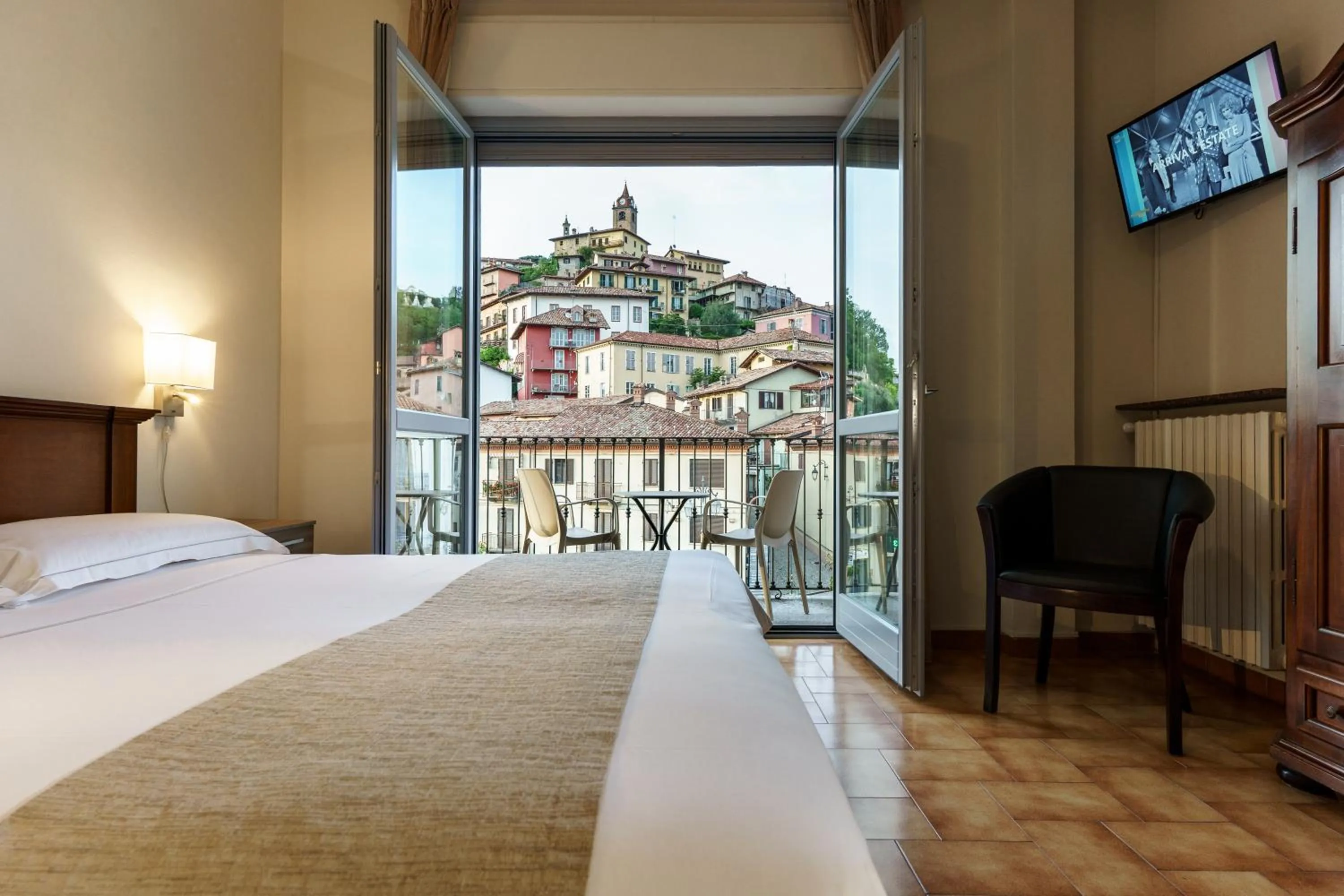 City view, Bed in Hotel Il Grappolo D'Oro