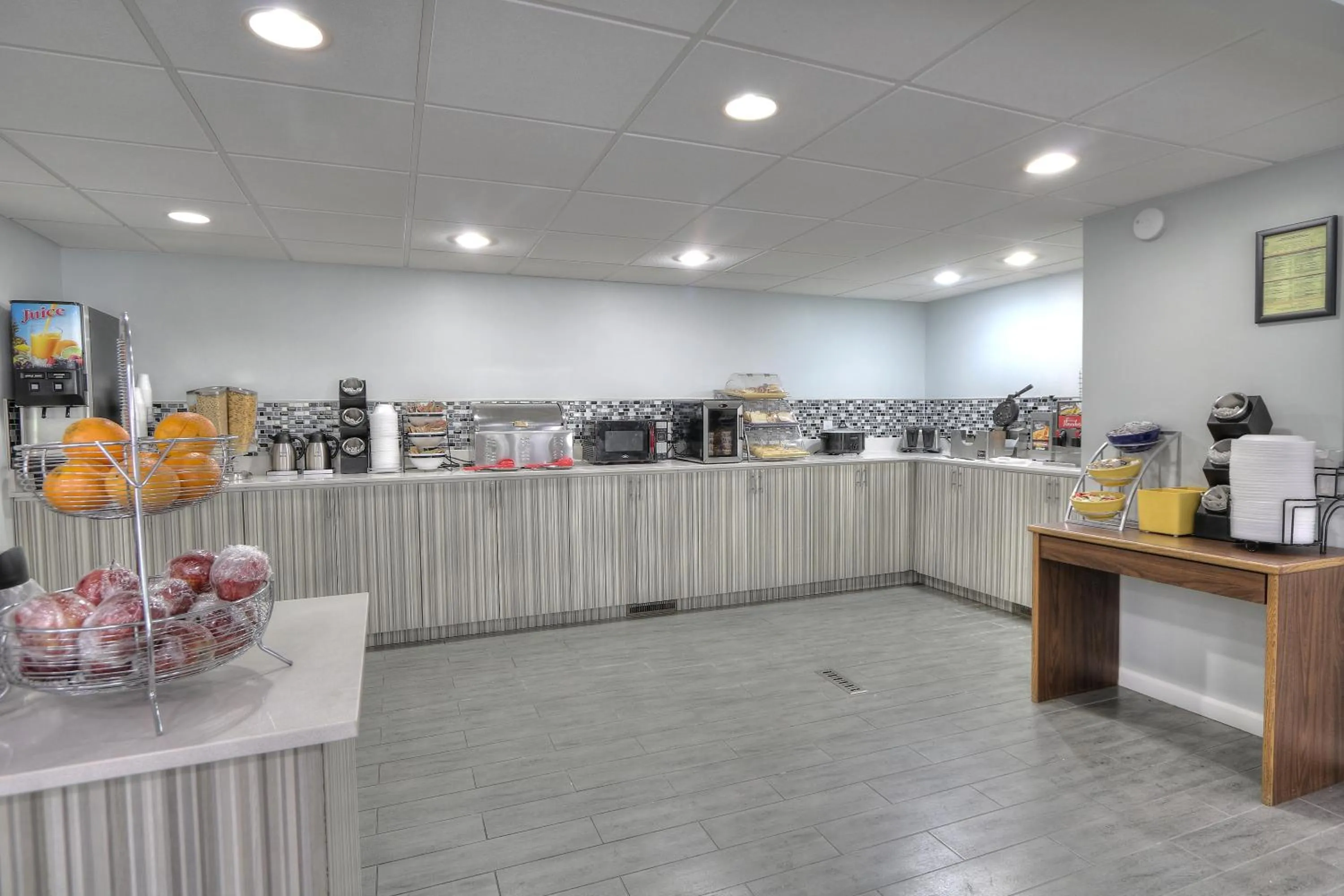 Continental breakfast in Gatlinburg River Inn