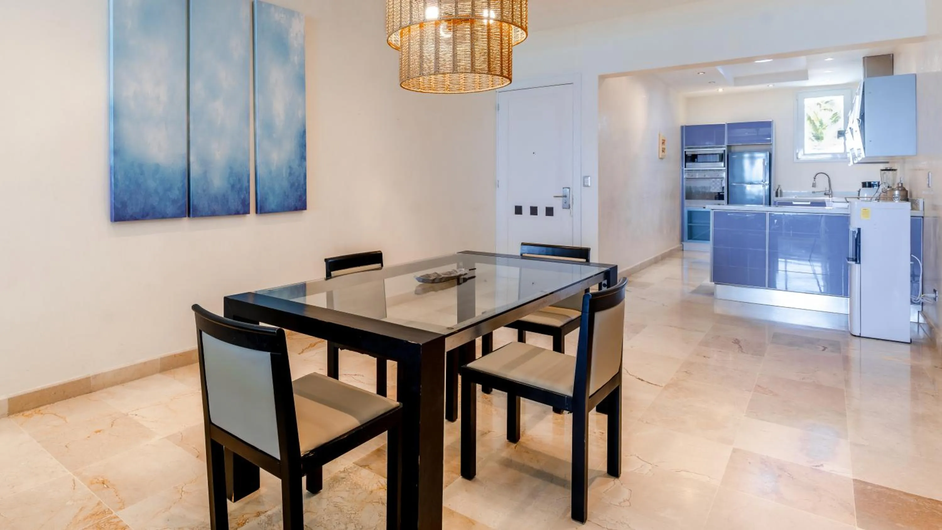 Dining area in Watermark Luxury Oceanfront Residences