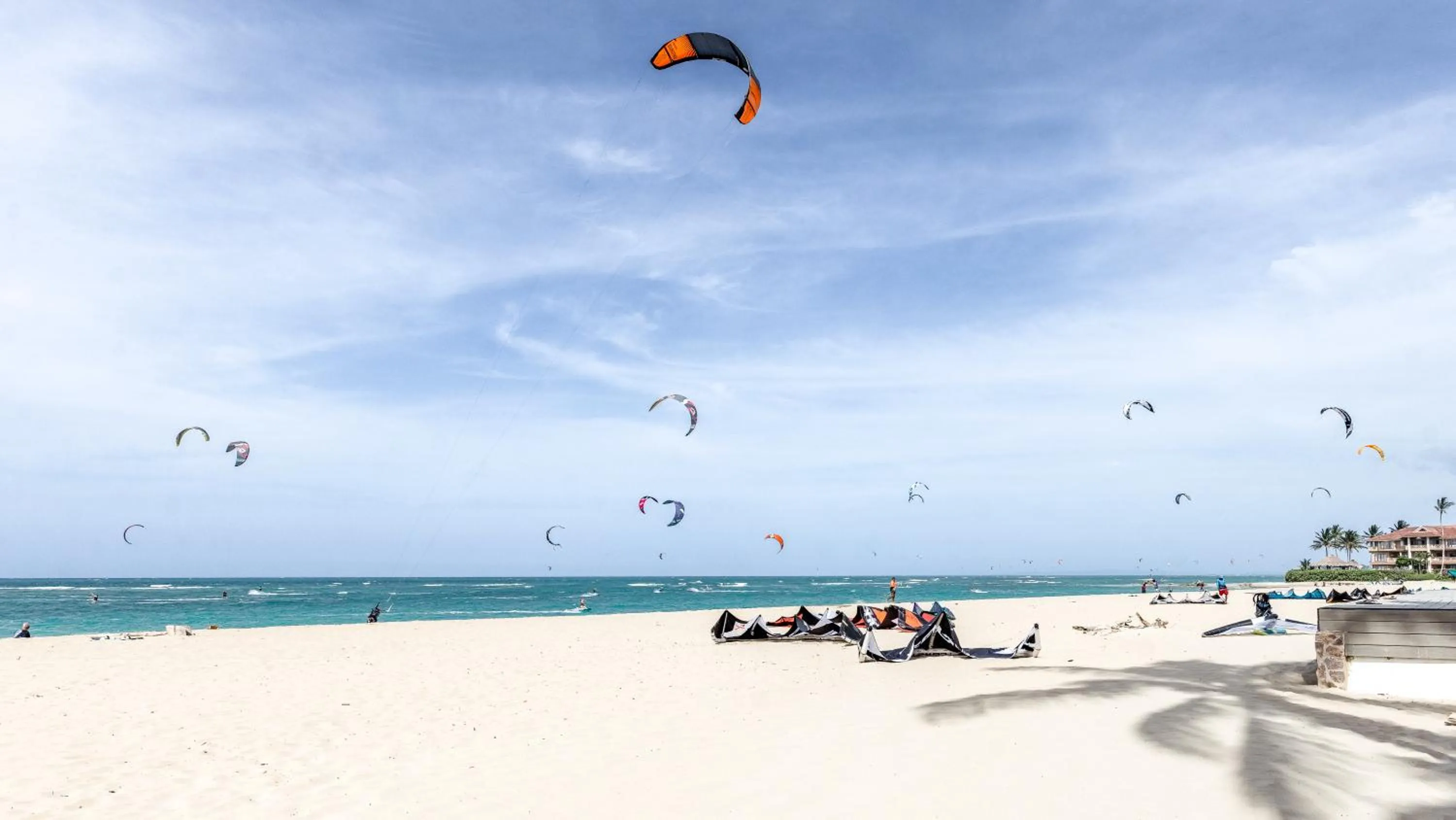 Day in Watermark Luxury Oceanfront Residences