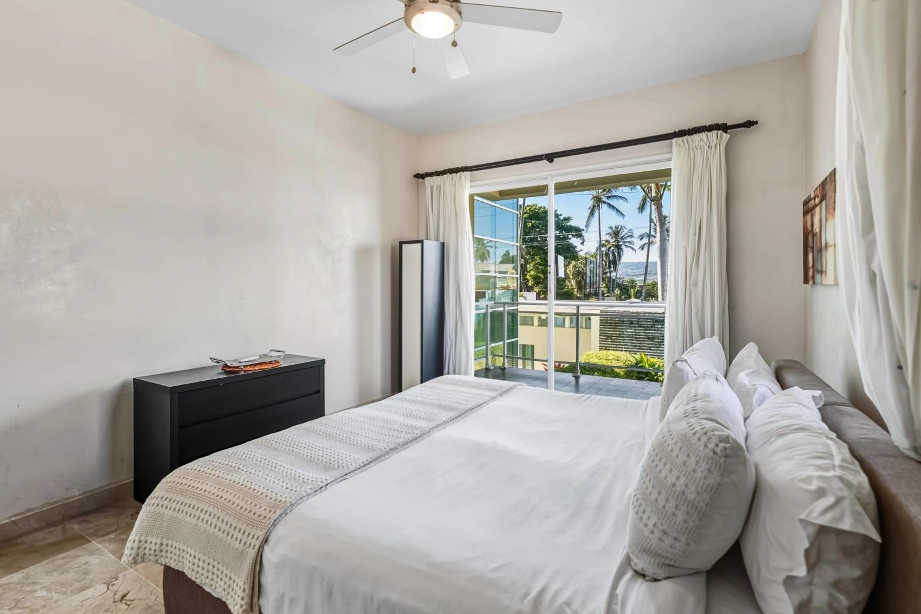 Bed in Watermark Luxury Oceanfront Residences