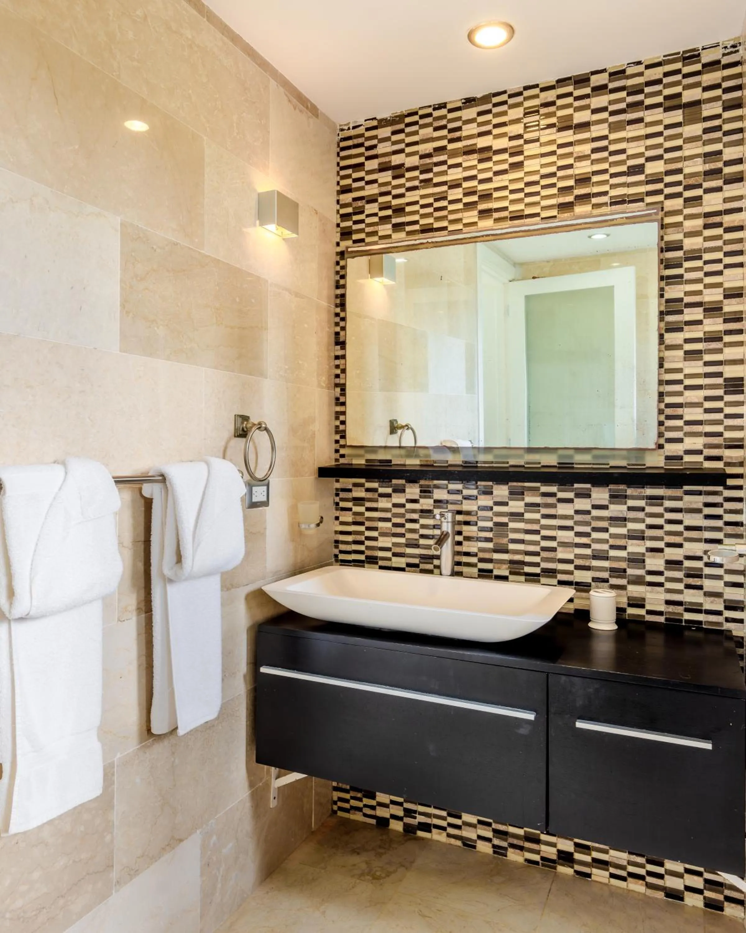 Watermark Luxury Oceanfront Residences