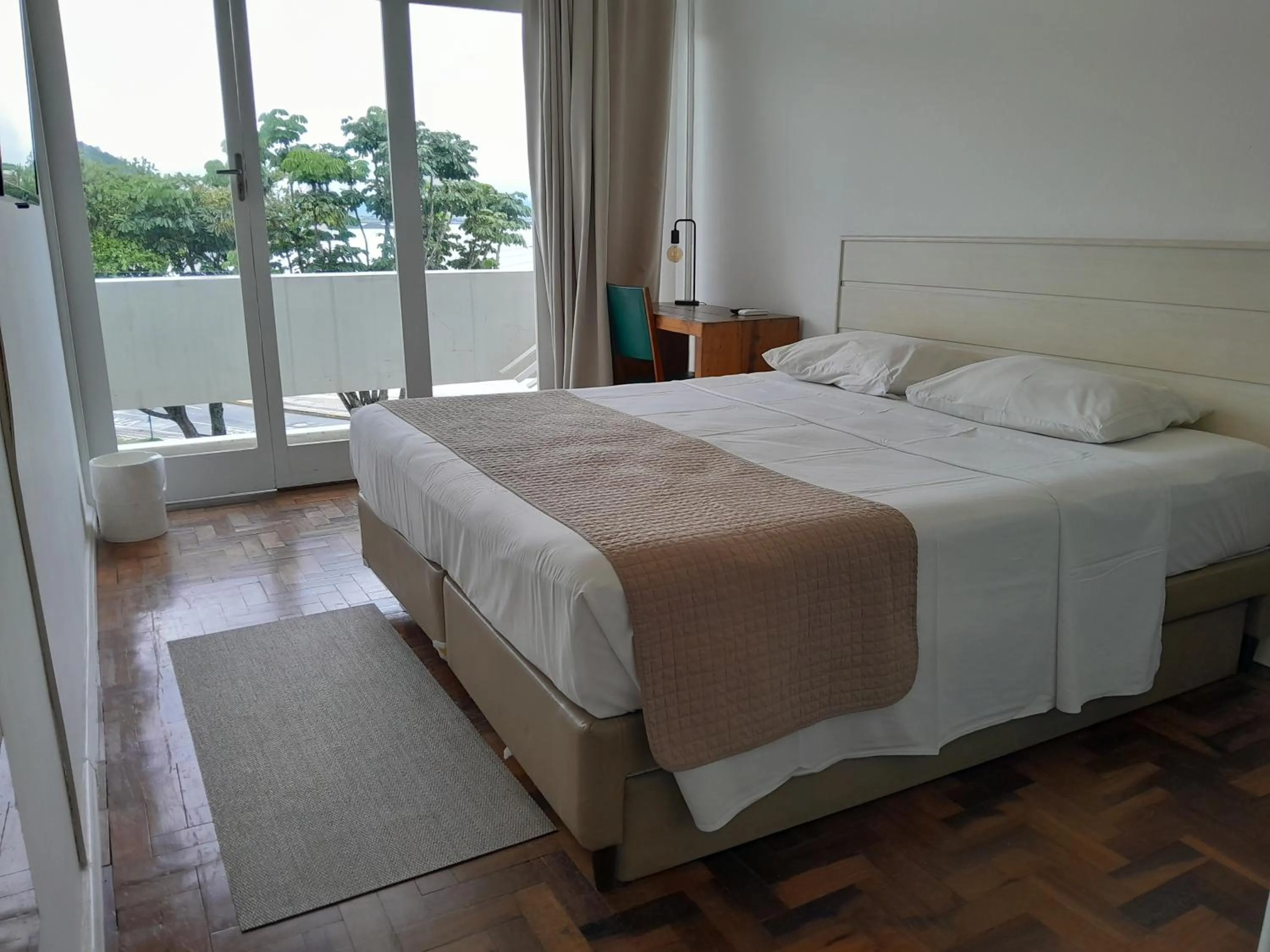 Bed in Hotel Marambaia Cabeçudas - frente mar