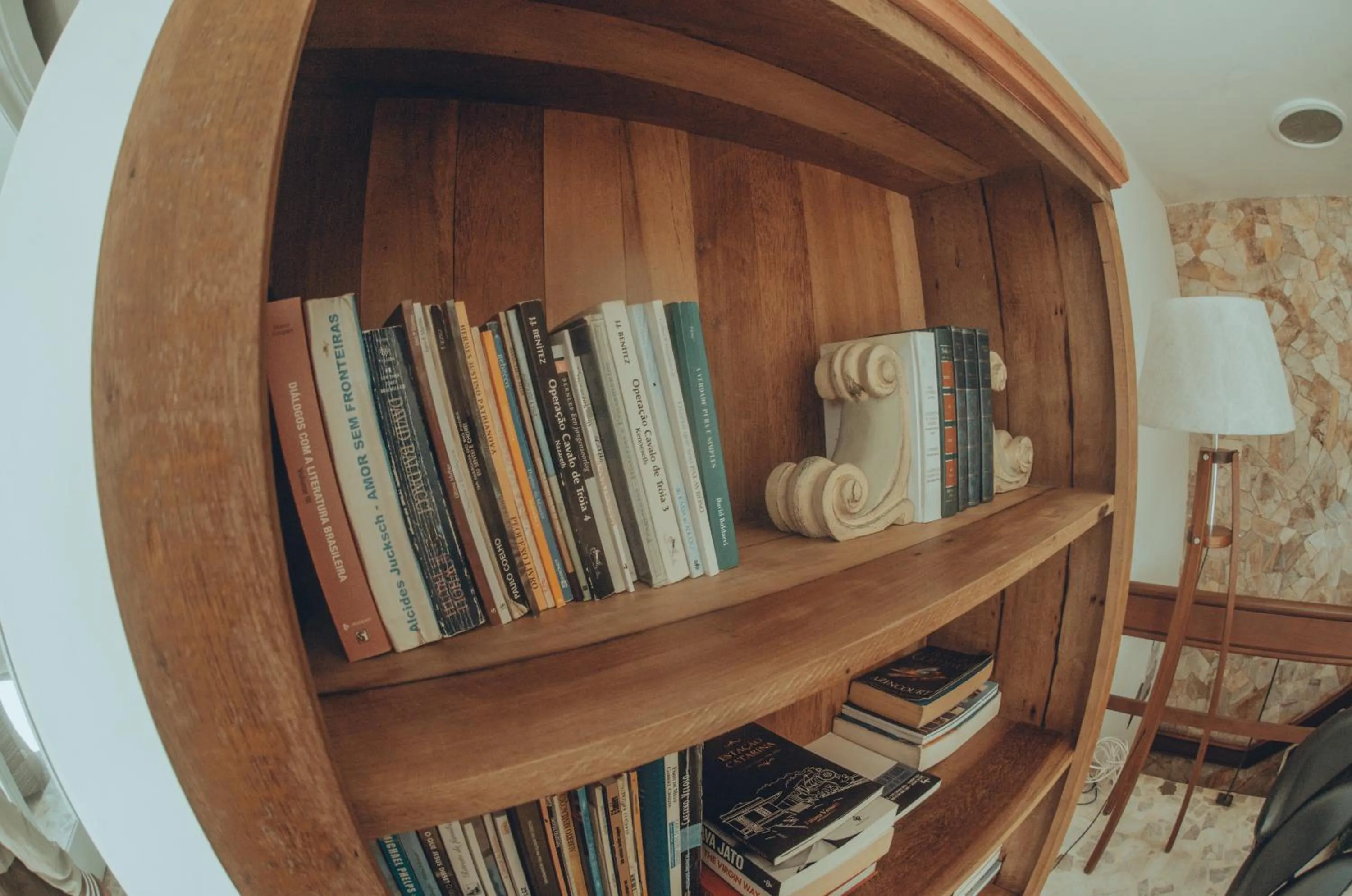 Communal lounge/ TV room in Hotel Marambaia Cabeçudas - frente mar