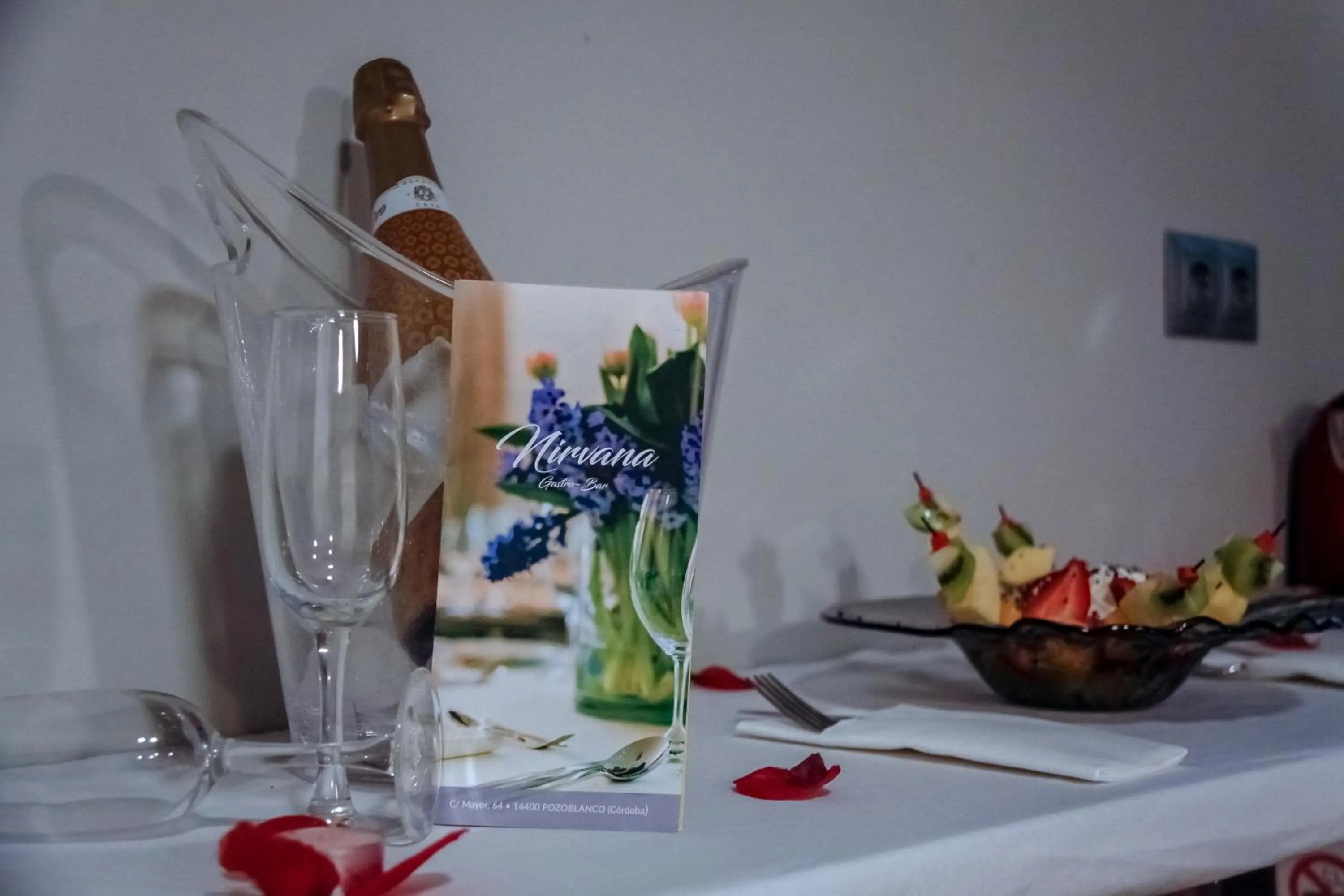 Food and drinks in Hotel Nomada