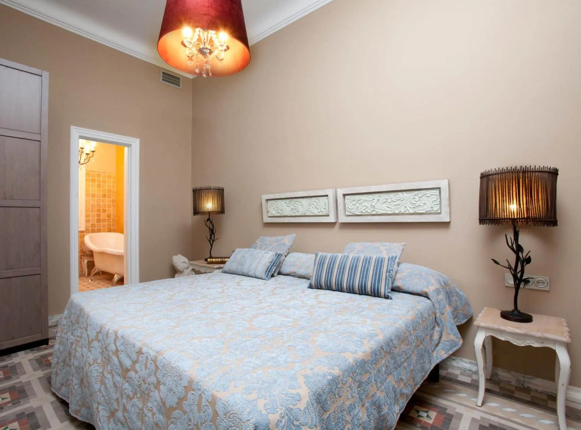 Bed in BCN Rambla Catalunya Apartments