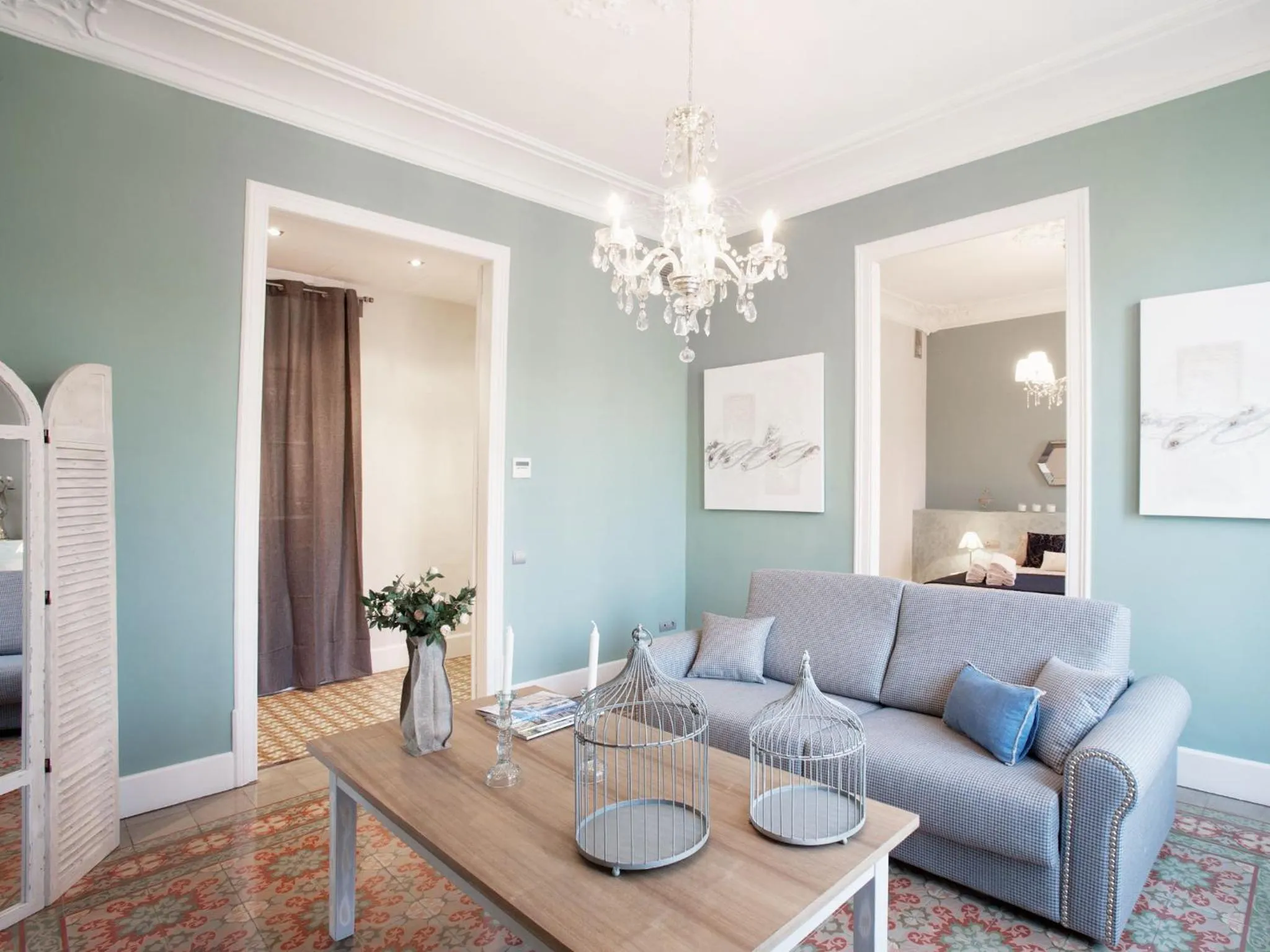 Photo of the whole room in BCN Rambla Catalunya Apartments