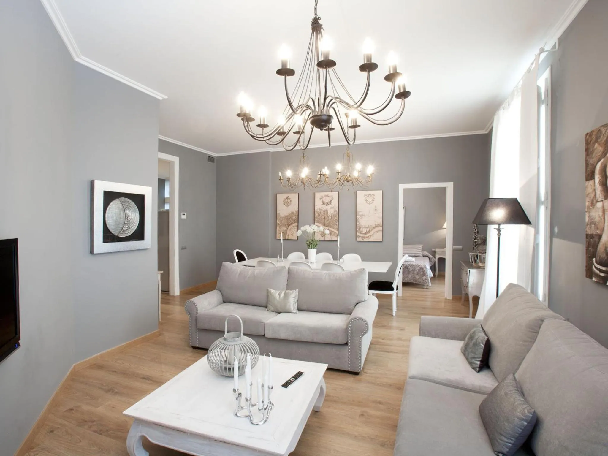 Living room in BCN Rambla Catalunya Apartments