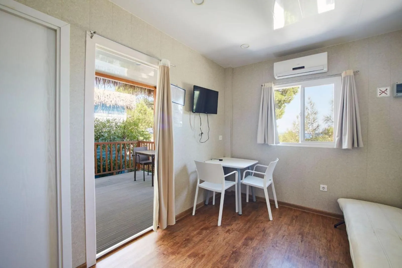 Alannia Costa Dorada