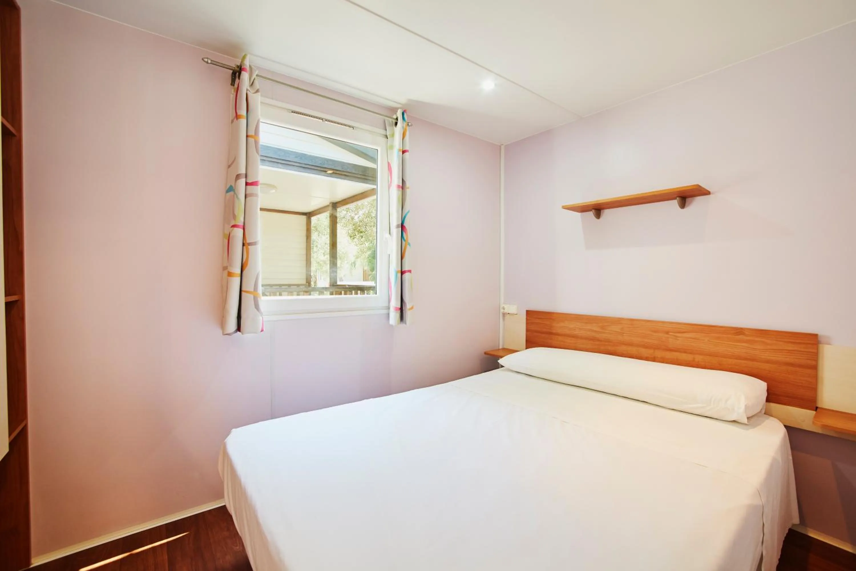 Bed in Alannia Costa Dorada