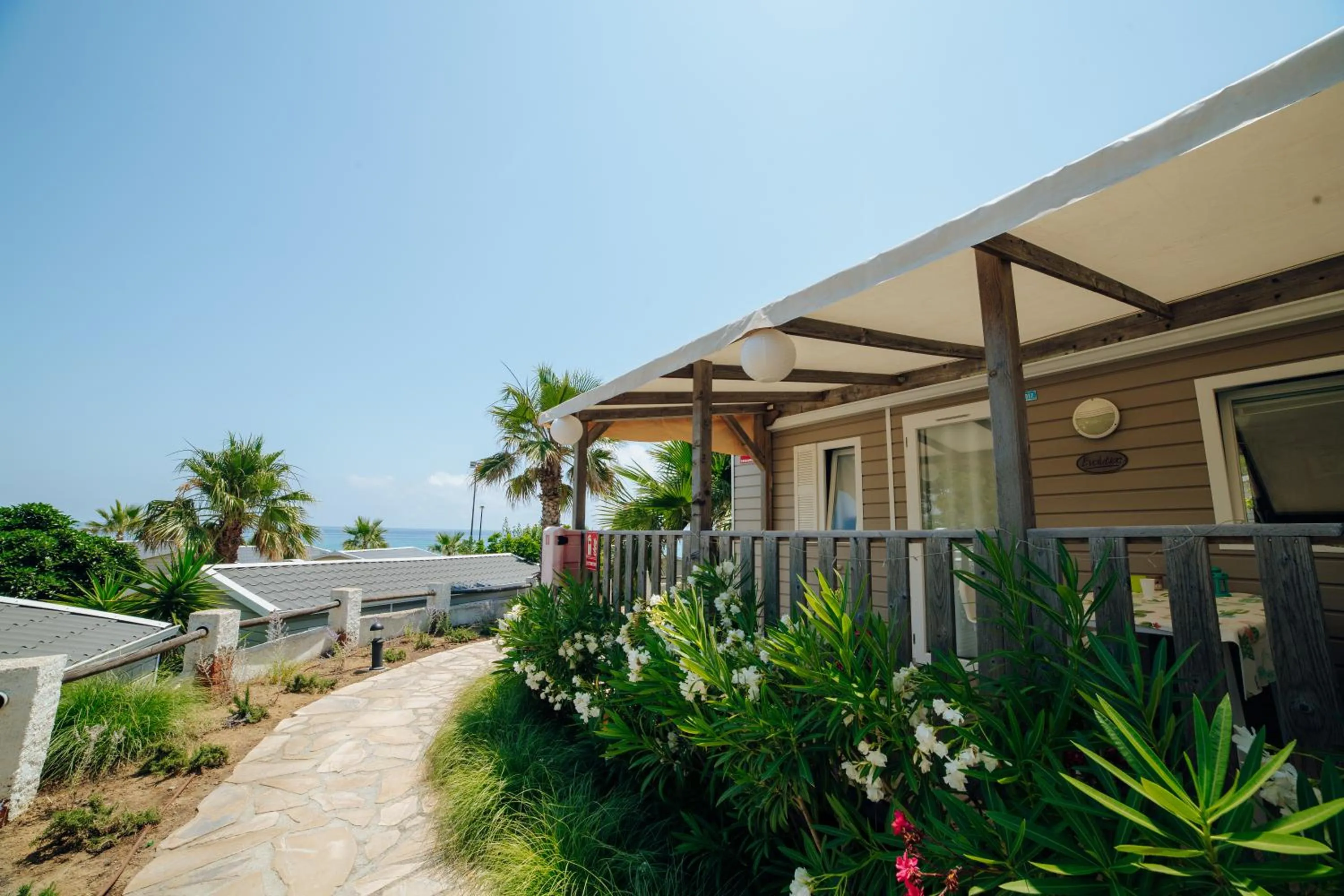 Alannia Costa Dorada