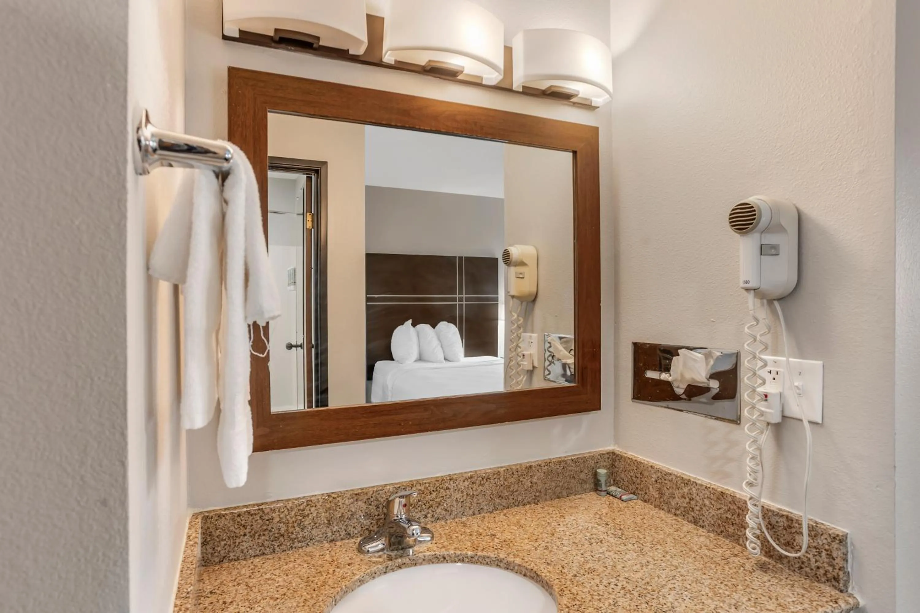 towels in Best Western Shippensburg