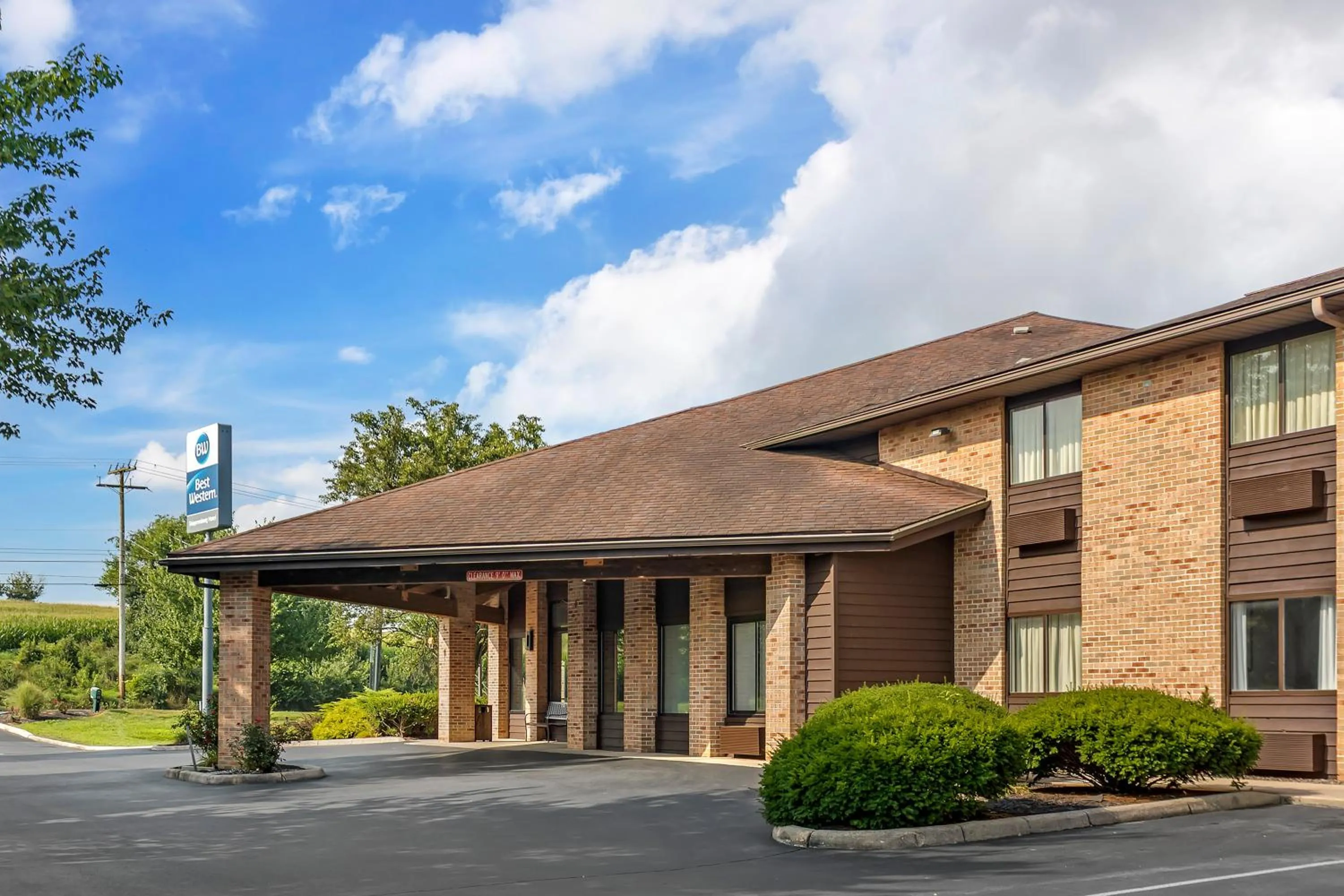 Property building in Best Western Shippensburg