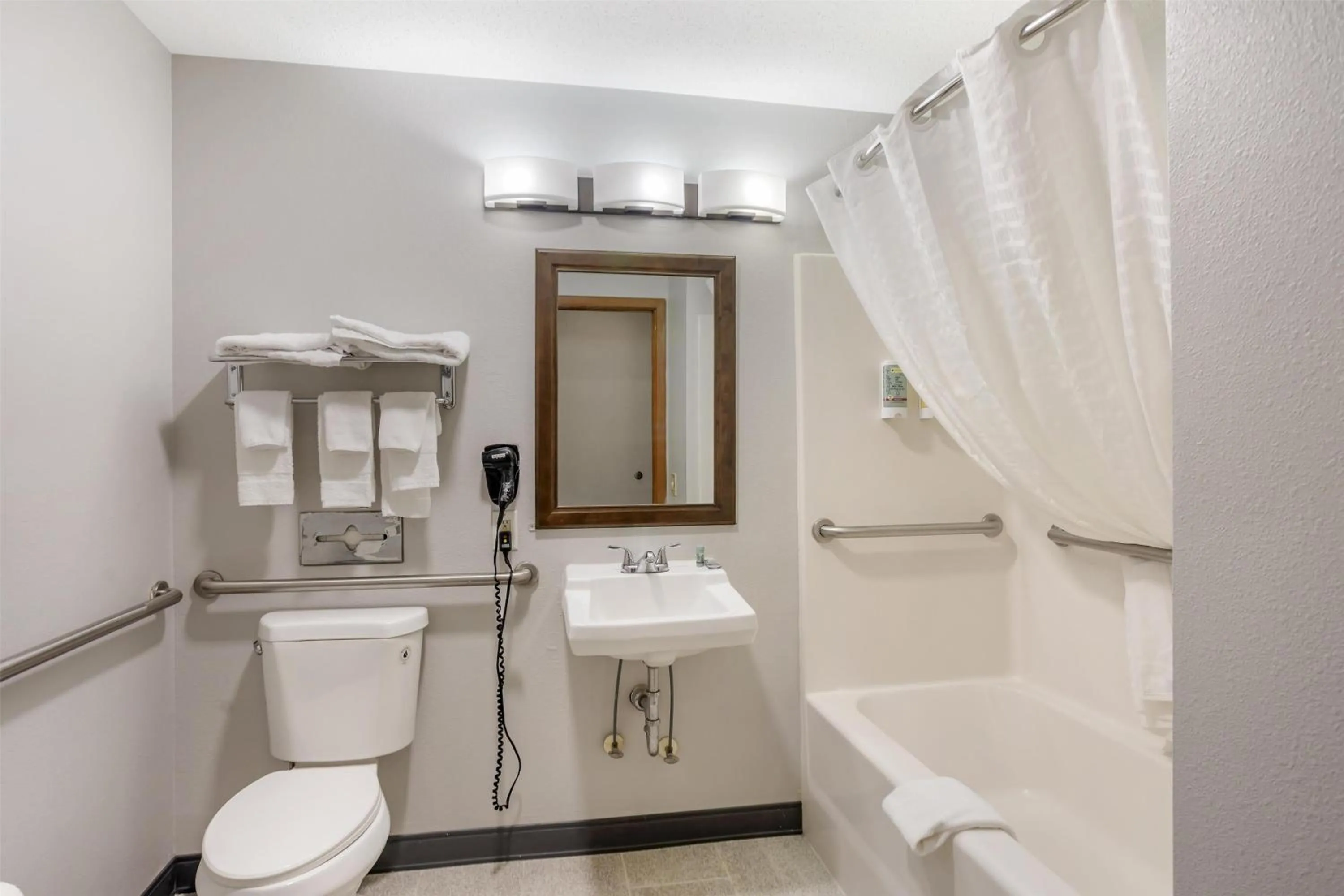 Bathroom in Best Western Shippensburg