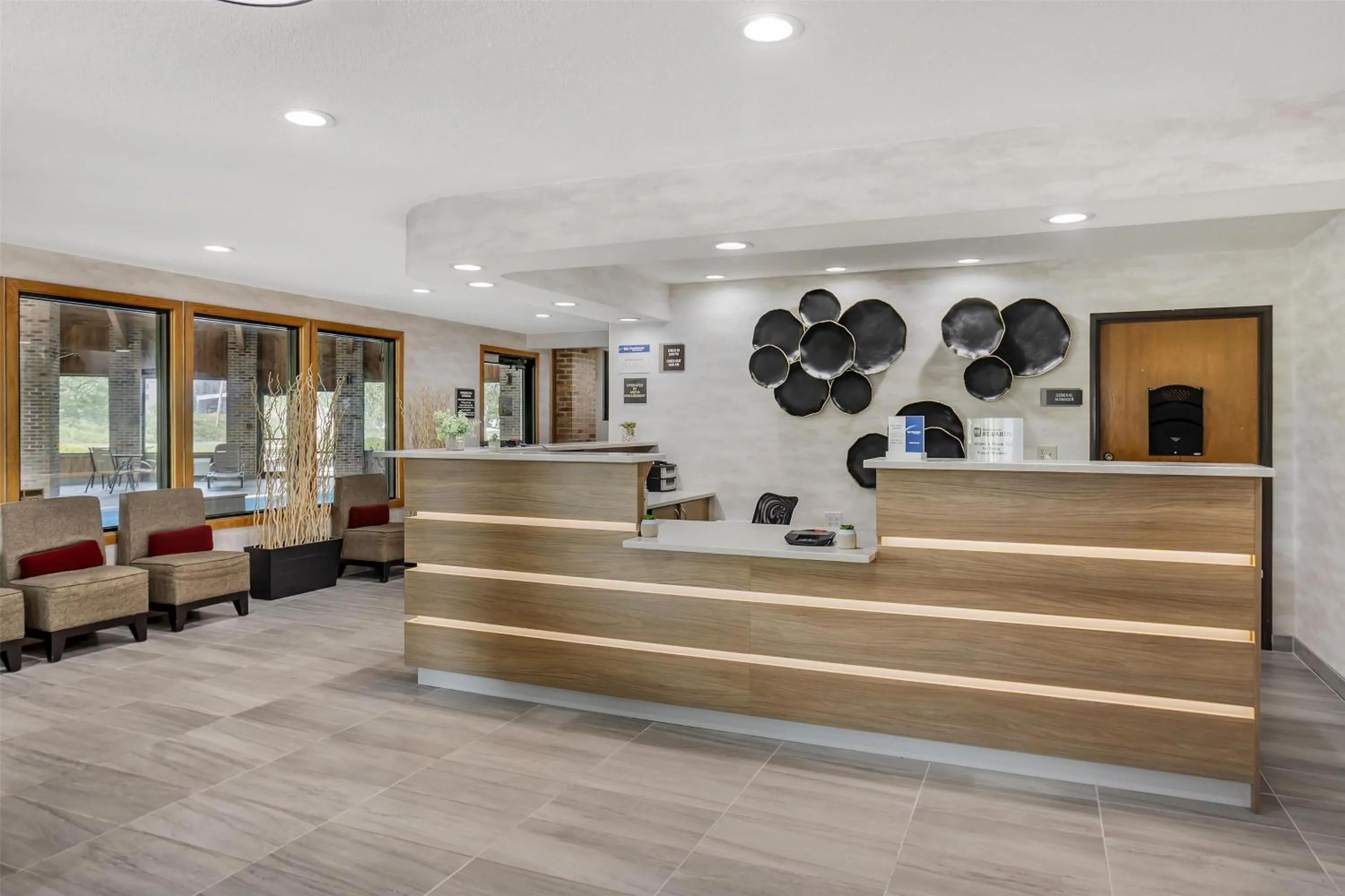 Lobby or reception in Best Western Shippensburg