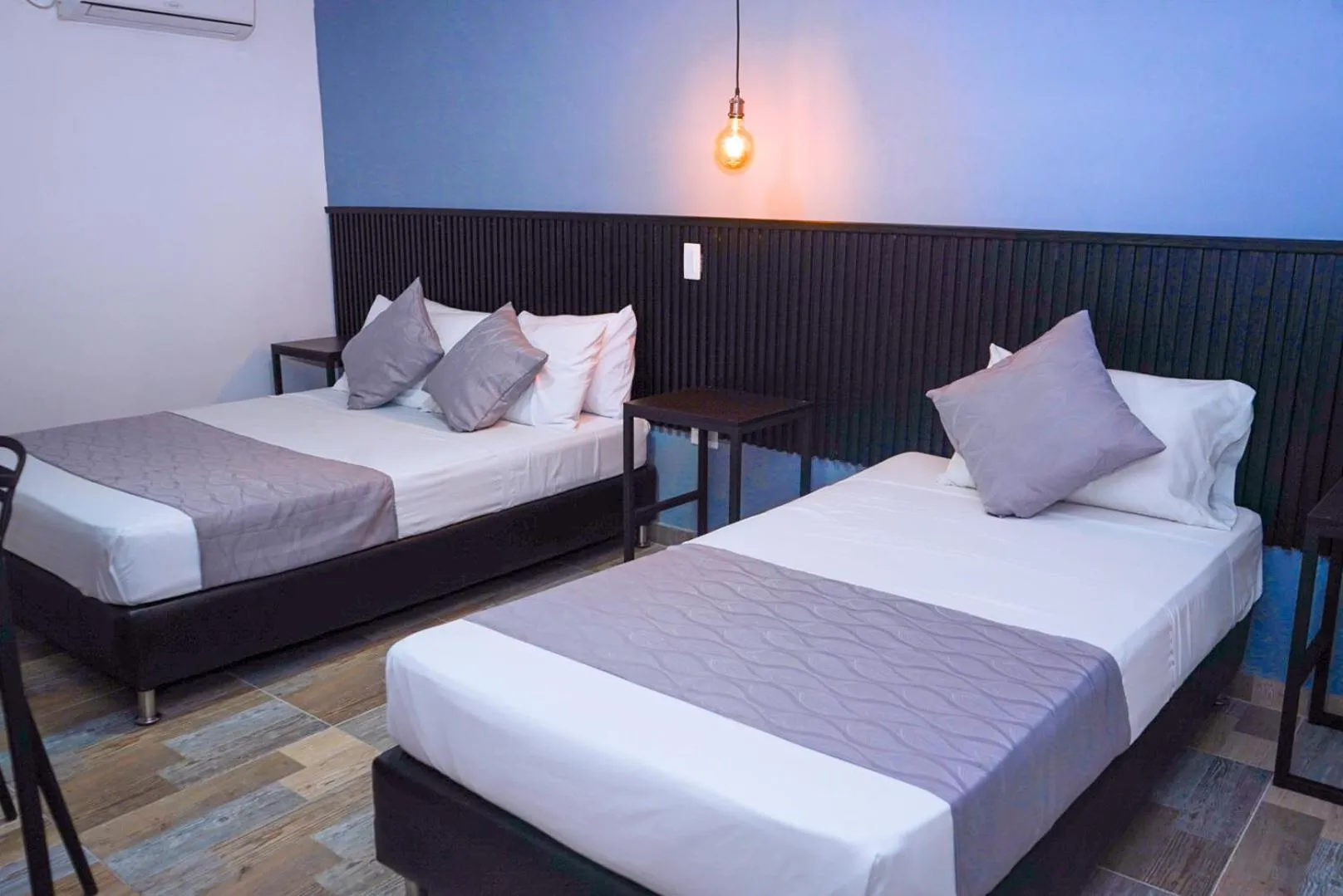 Bed in Hotel Palmas del Estadio