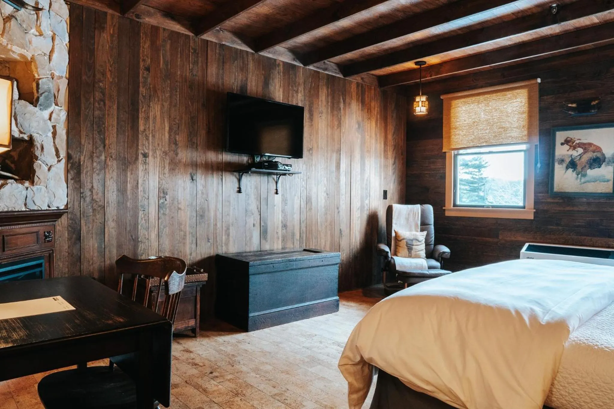 Photo of the whole room, Bed in The Litchfield Inn