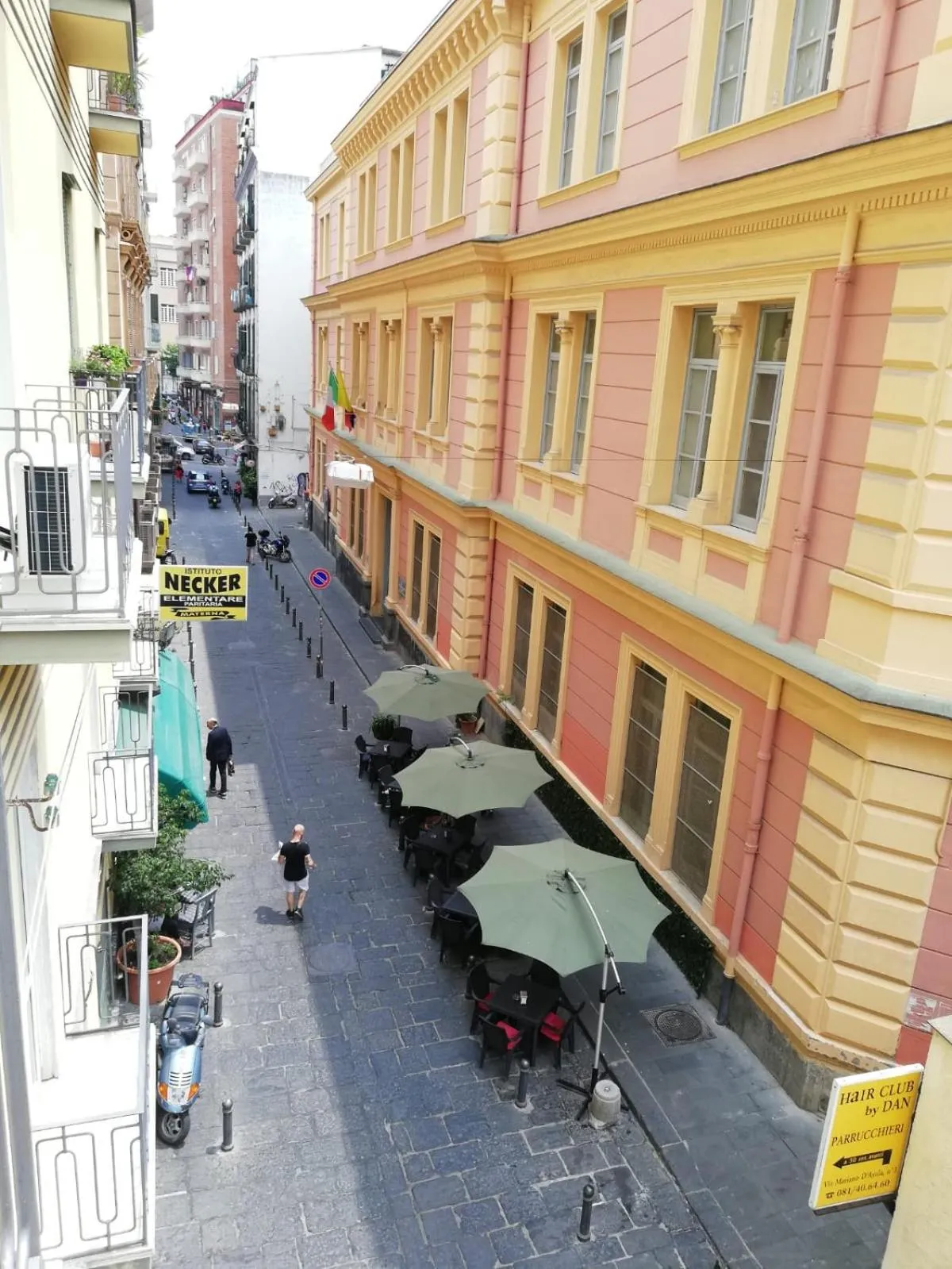 Property building in Dama Suite