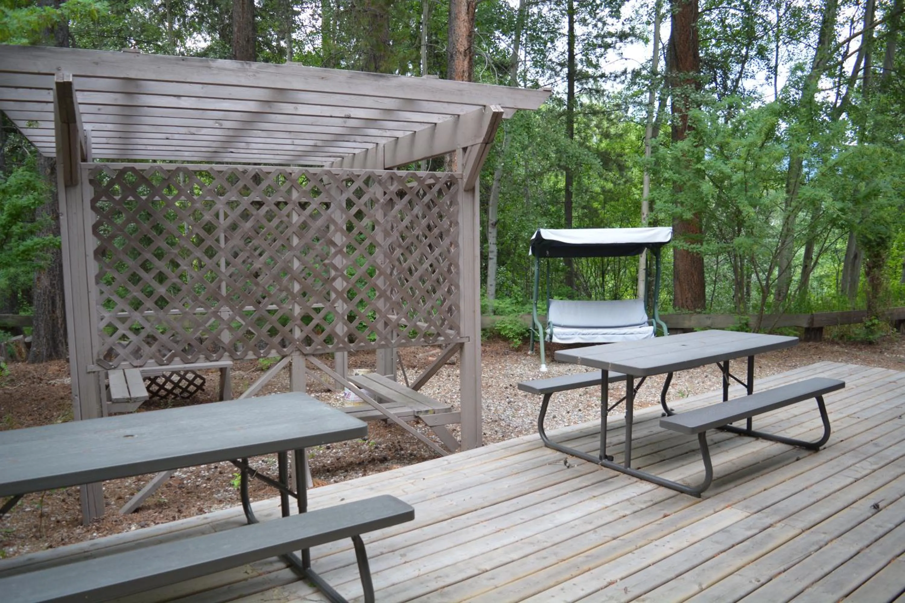 Patio in Chalet Continental Motel