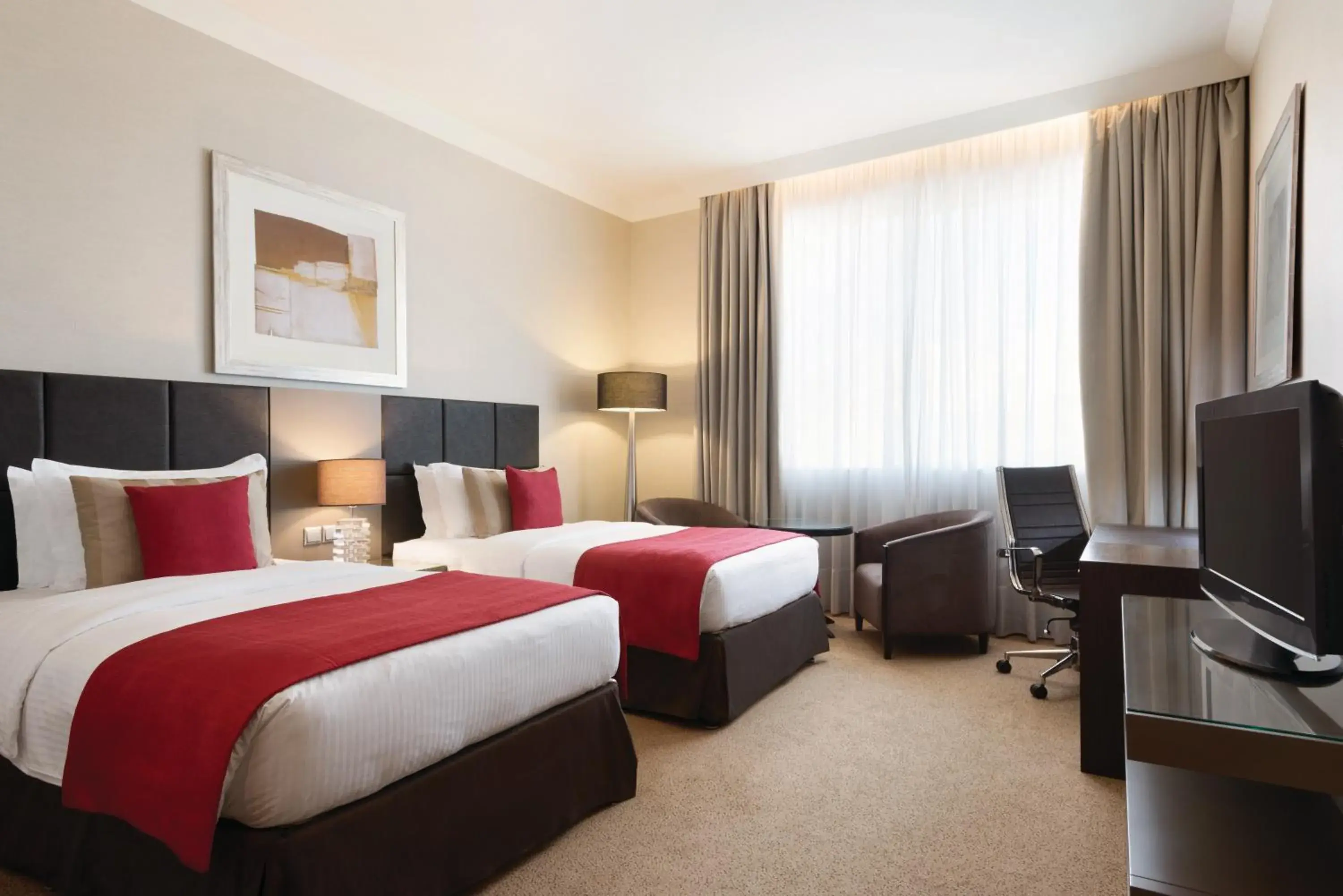 Deluxe Twin Room - Non-Smoking in Ramada Downtown Abu Dhabi Deluxe Twin Room - Non-Smoking in Ramada Downtown Abu Dhabi