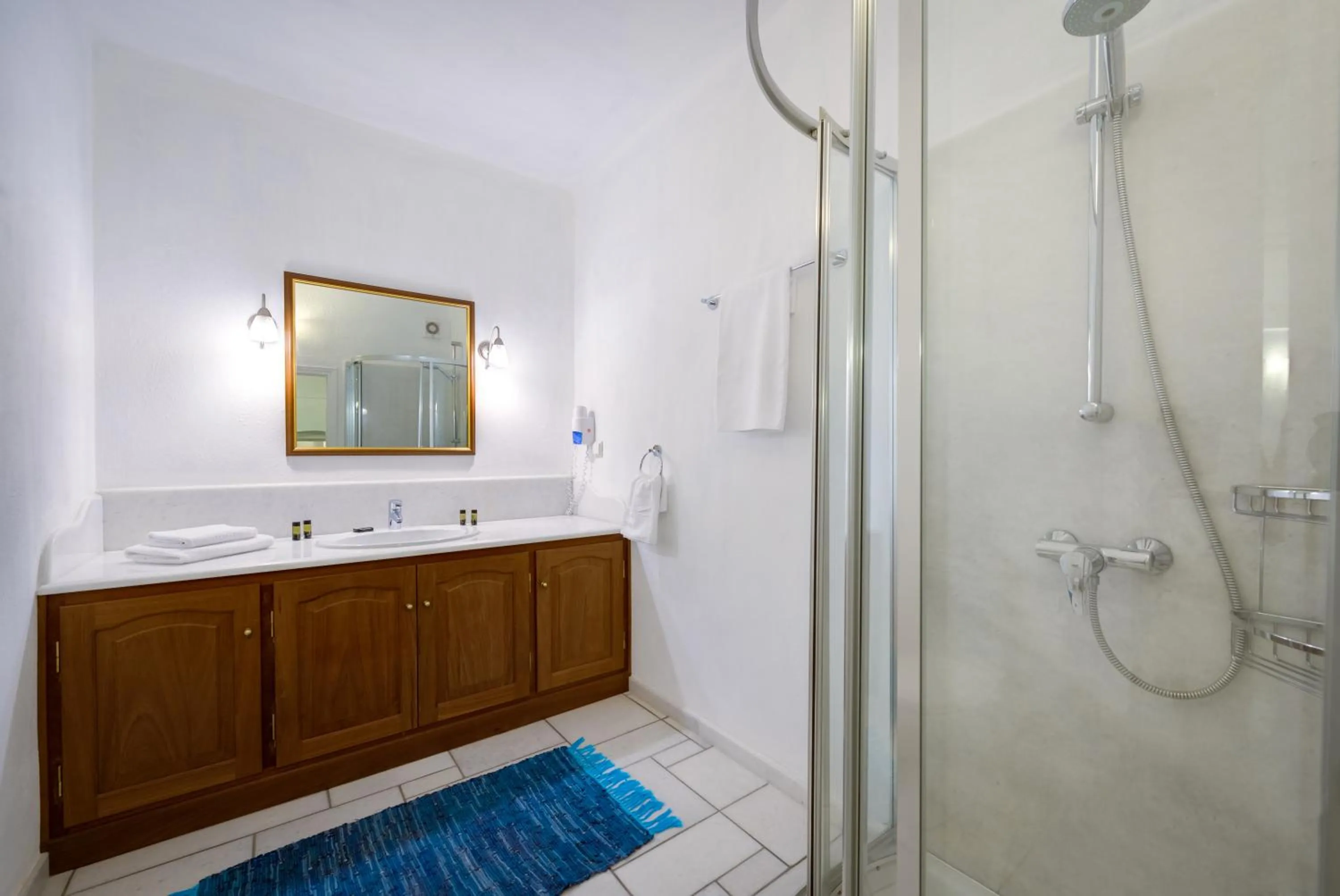 Bathroom in Chelidonia Traditional Villas