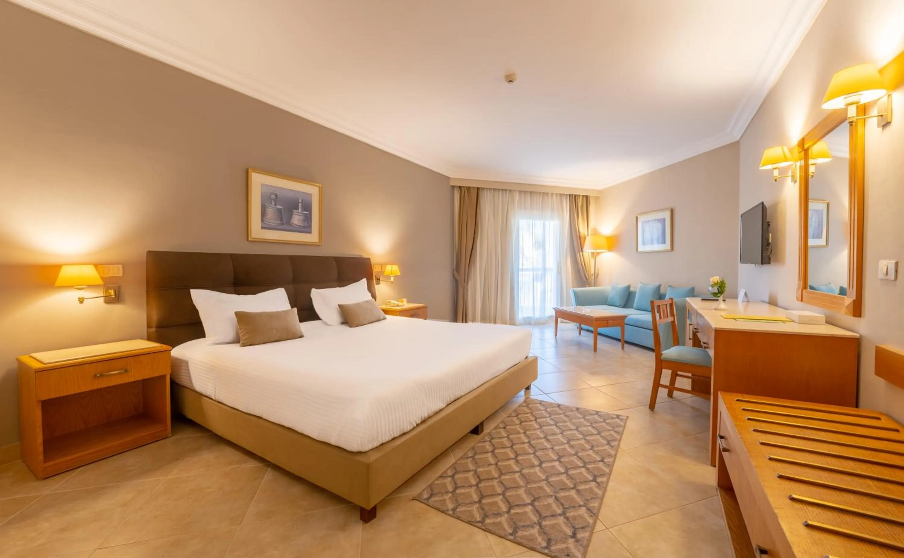 Photo of the whole room, Bed in Aurora Oriental Resort Sharm El Sheikh