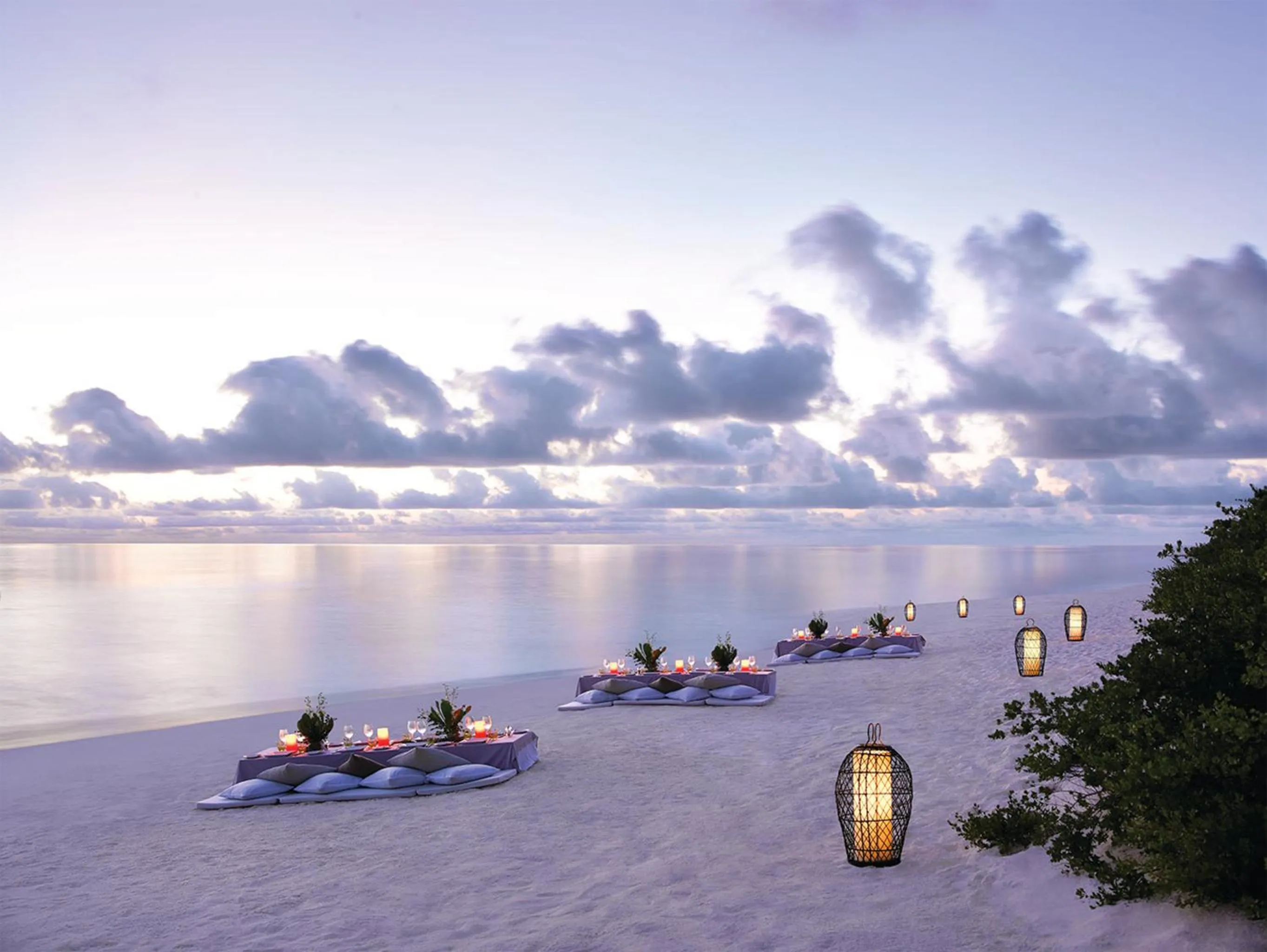 Restaurant/places to eat in Dusit Thani Maldives - Mudhdhoo Island, Baa Atoll