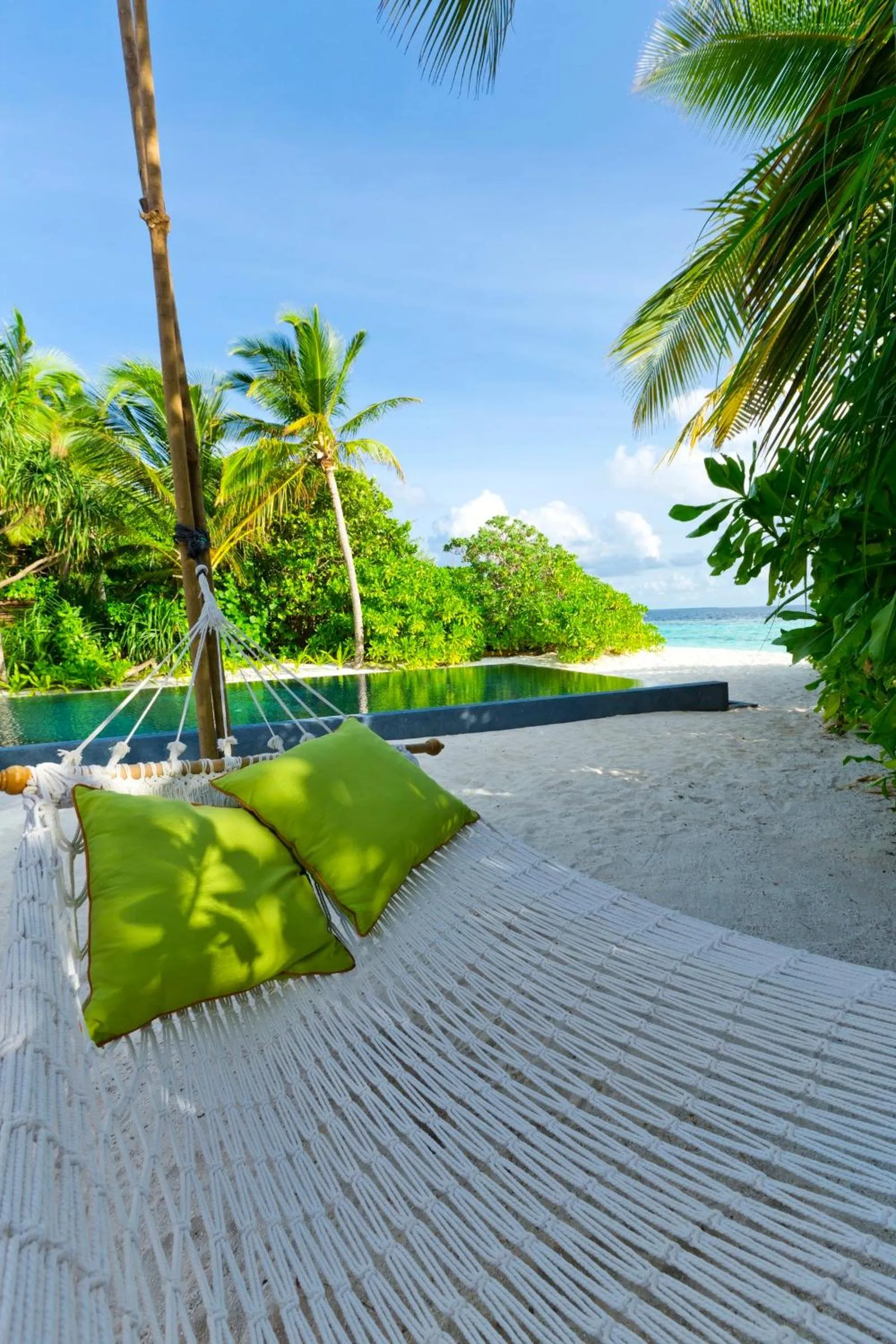 Beach in Dusit Thani Maldives - Mudhdhoo Island, Baa Atoll