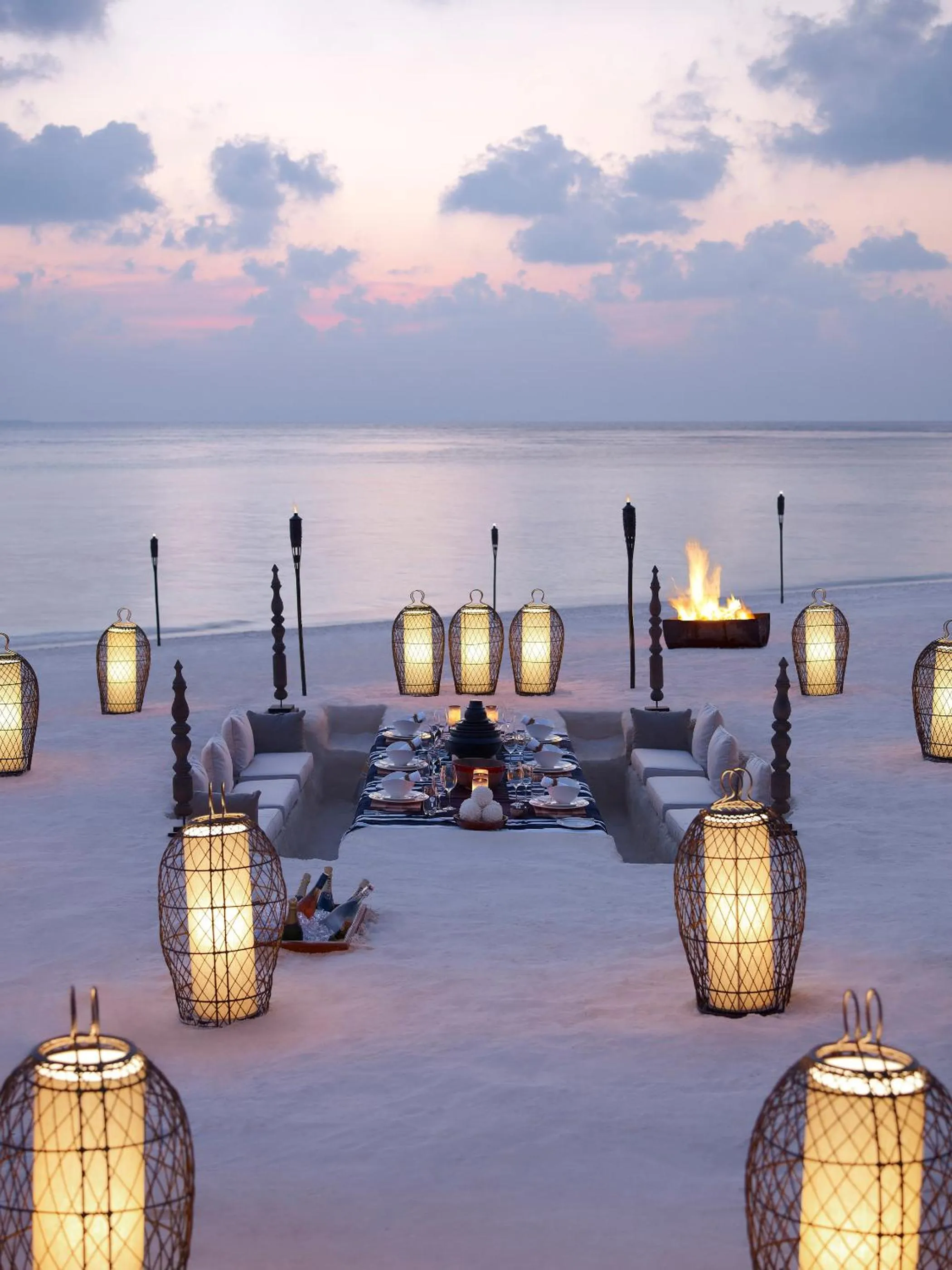 Restaurant/places to eat in Dusit Thani Maldives - Mudhdhoo Island, Baa Atoll