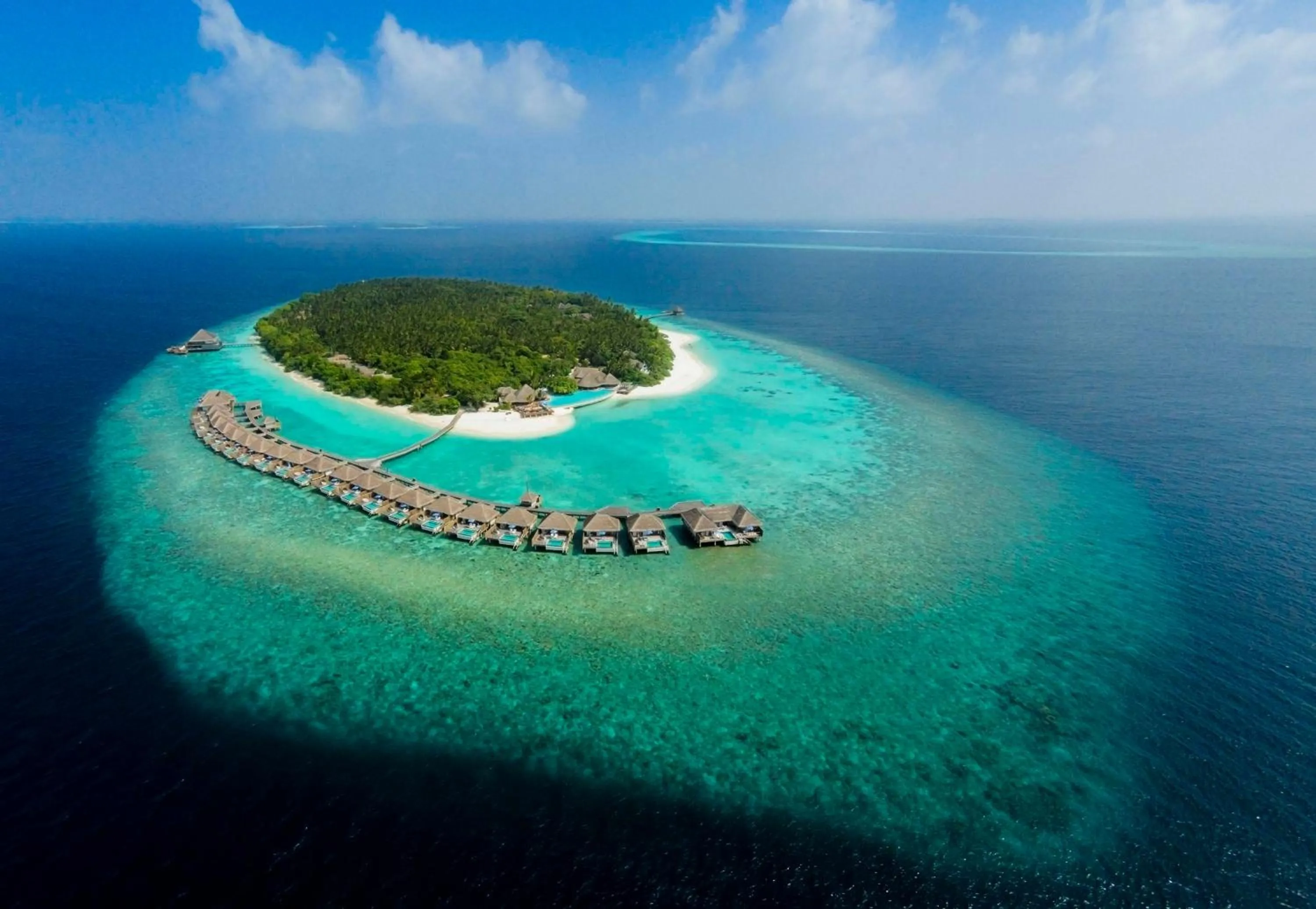 Dusit Thani Maldives - 50 percent discount on transfers for stays until 20 Dec 2025