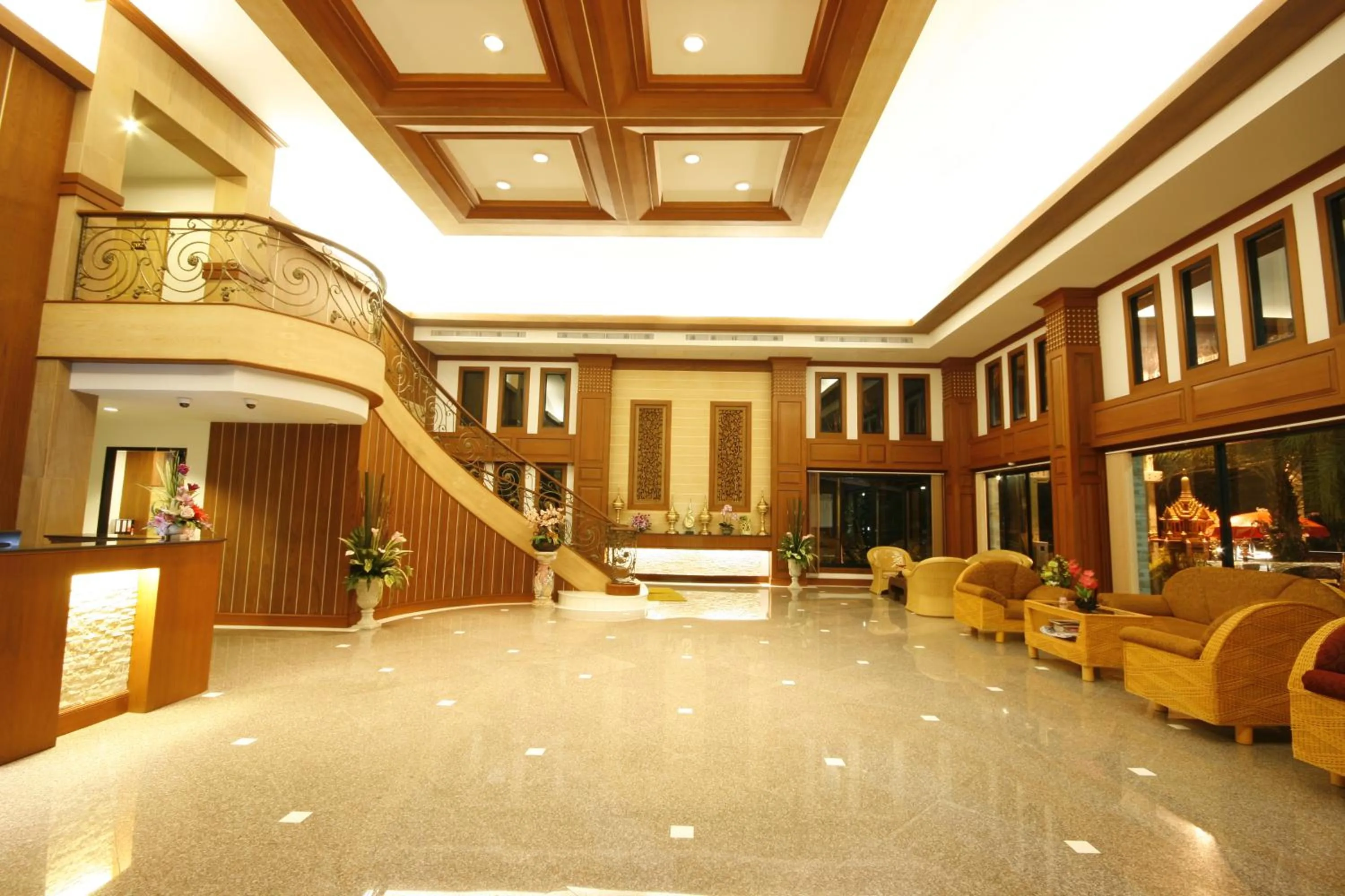 Lobby or reception in Chiangrai Grand Room Hotel