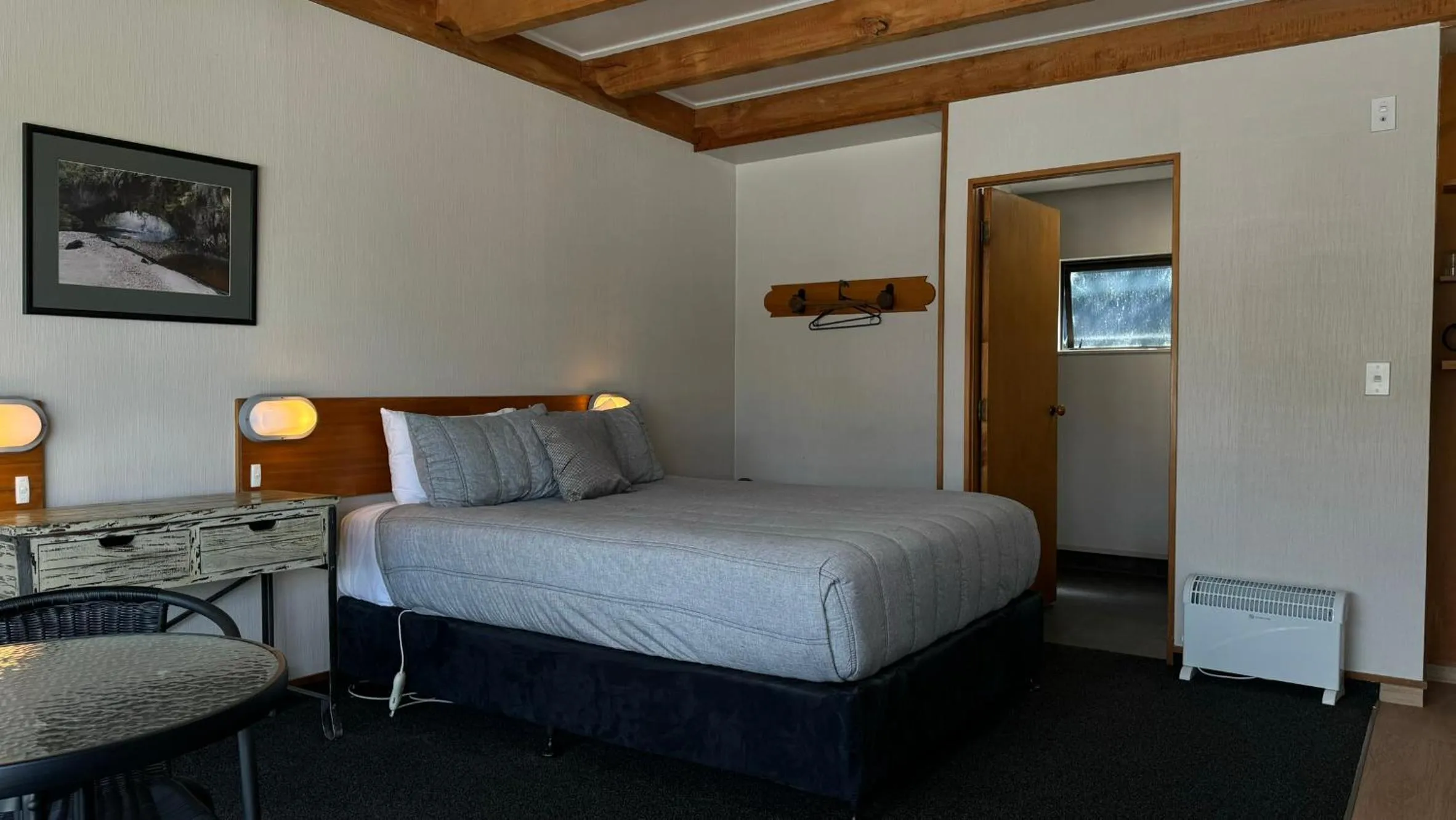 Bed in Last Resort Karamea