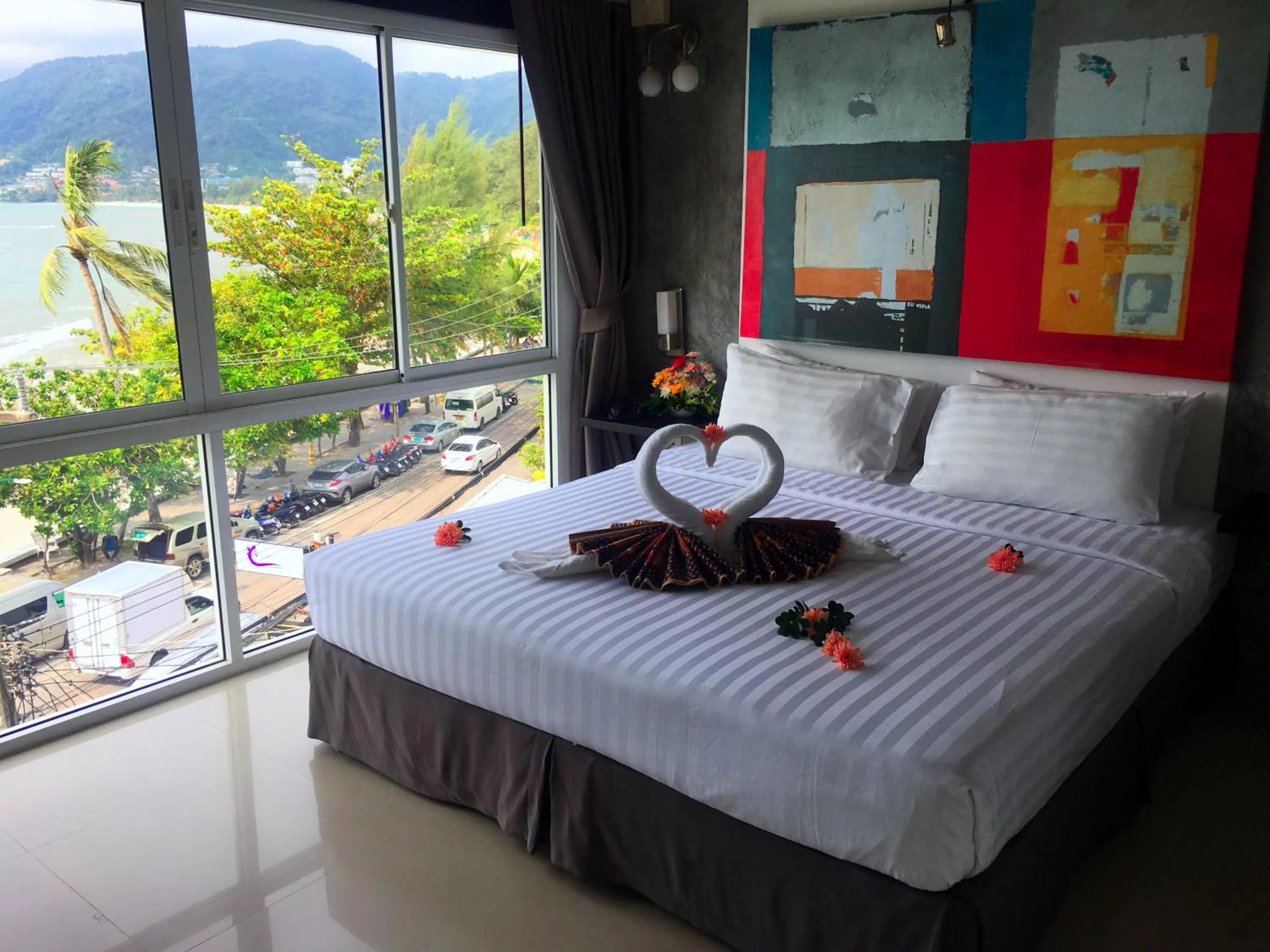 Sea view, Bed in The Front Hotel and Apartments