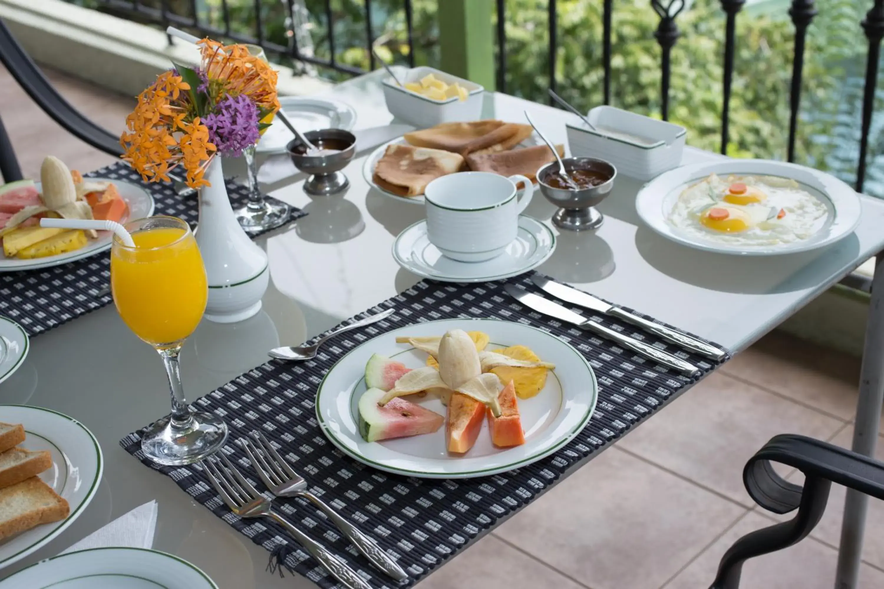 Standard Double Room with Mountain View in Amanda Hills Standard Double Room with Mountain View in Amanda Hills