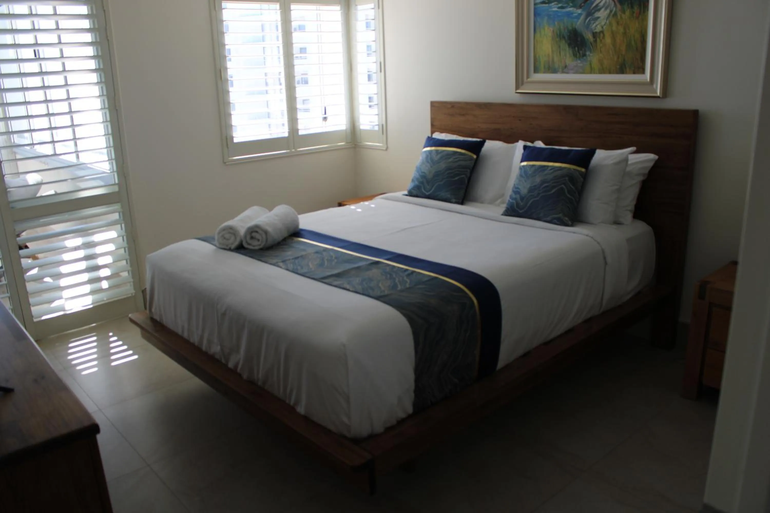 Bed in Marriner Views