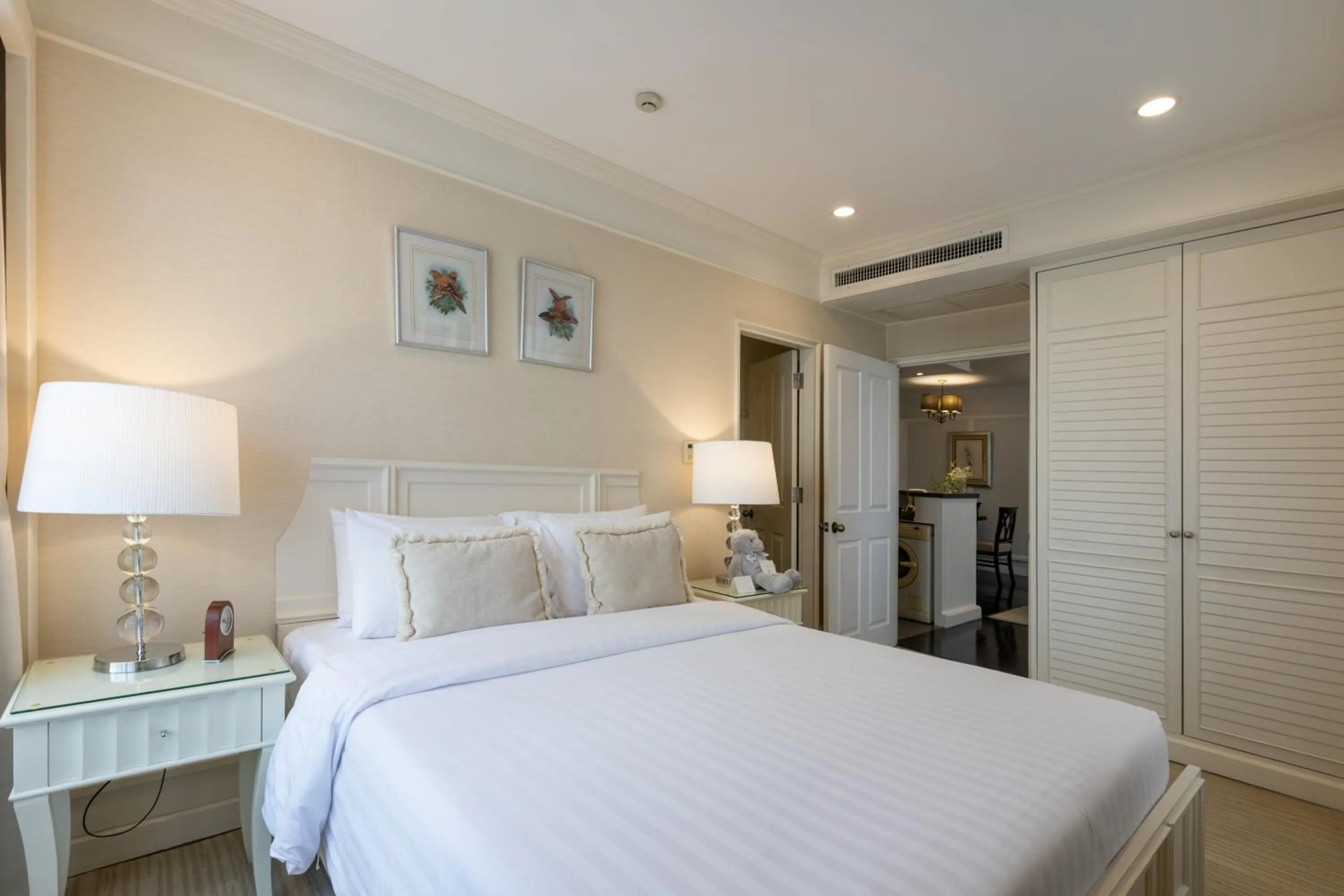 Bed in Cape House Hotel, Bangkok