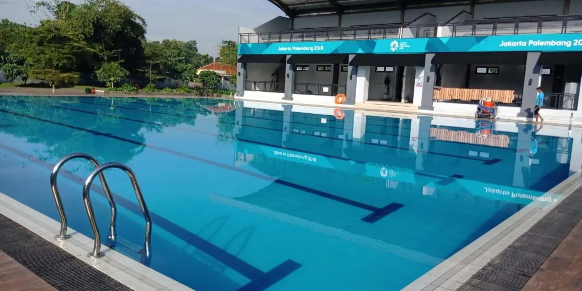 Swimming pool in APM Equestrian Resort