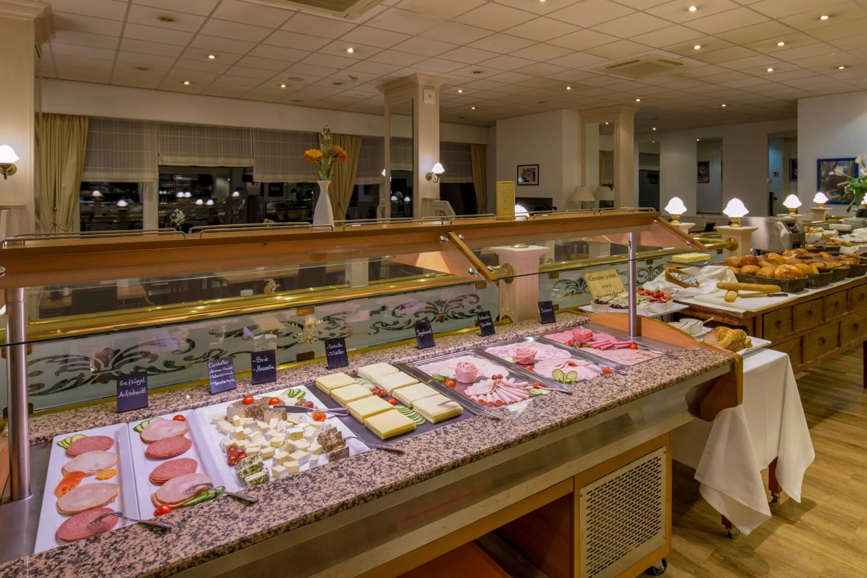 Breakfast in Hotel des Nordens Flensburg Wellness & Spa