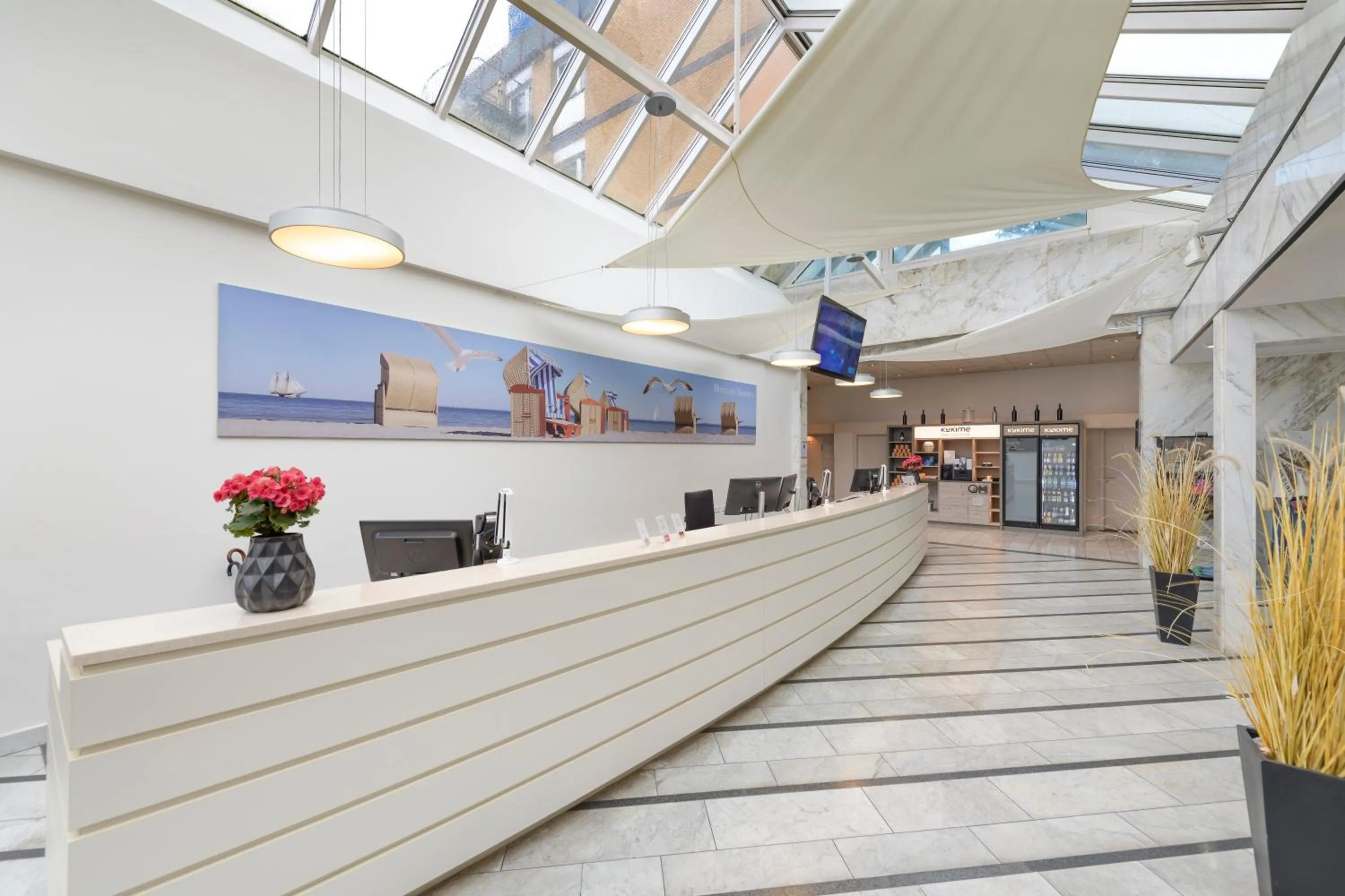 Lobby or reception in Hotel des Nordens Flensburg Wellness & Spa