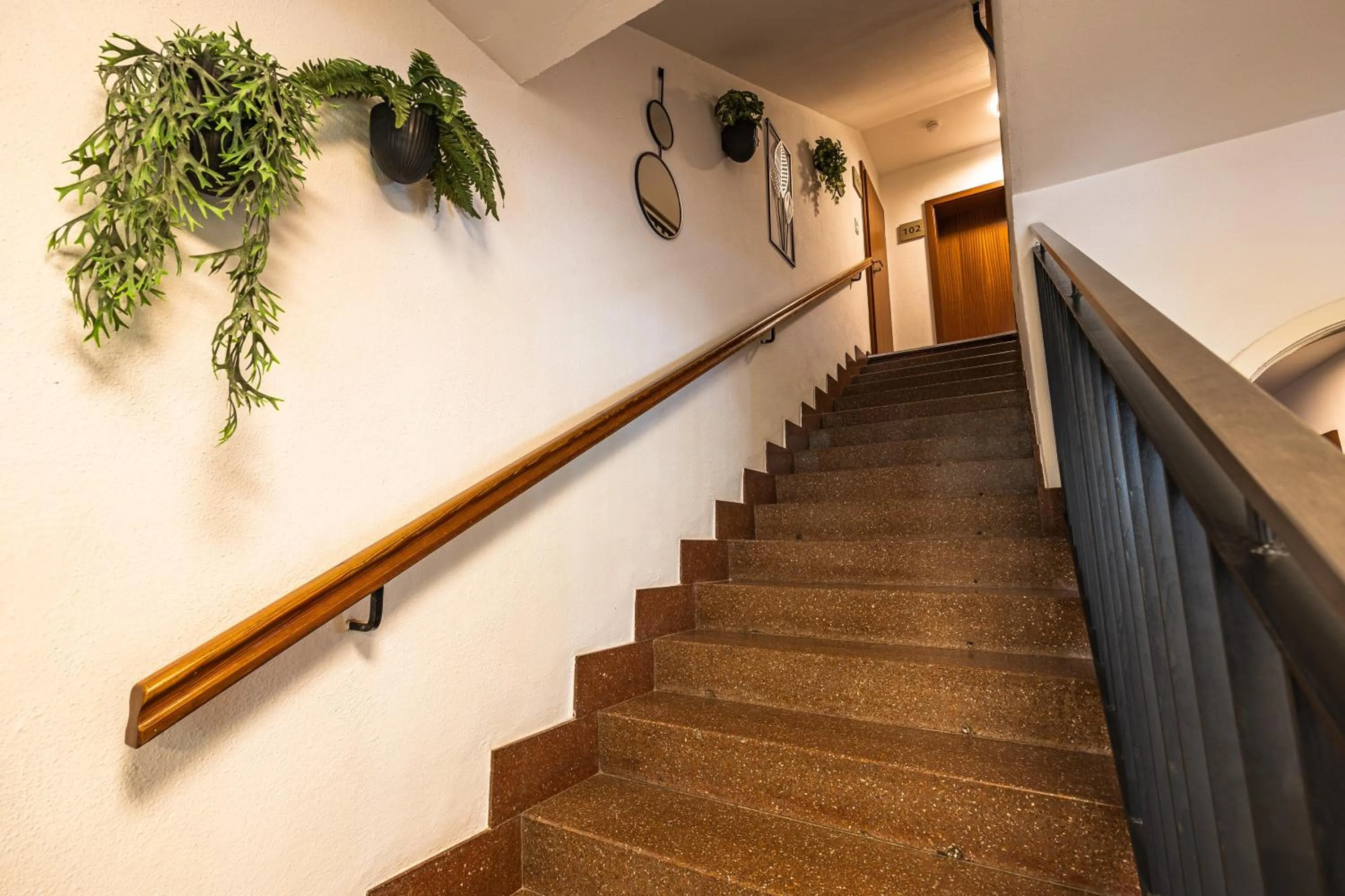 Lake and Cityhotel Edelweiss - self Check in